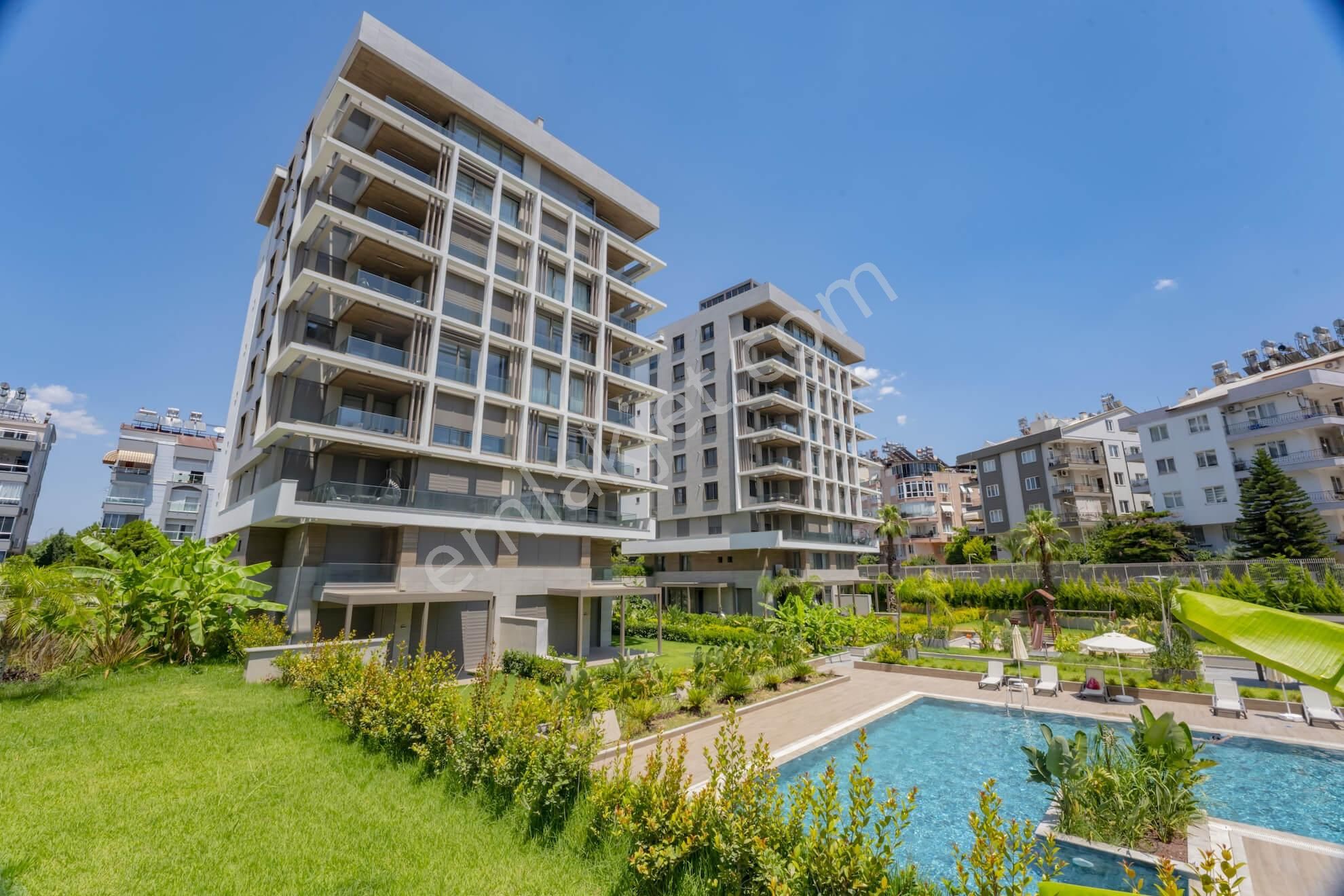 Konyaaltı Özpınarlar Casa Trio Residence - Lüks 3+1 Daire