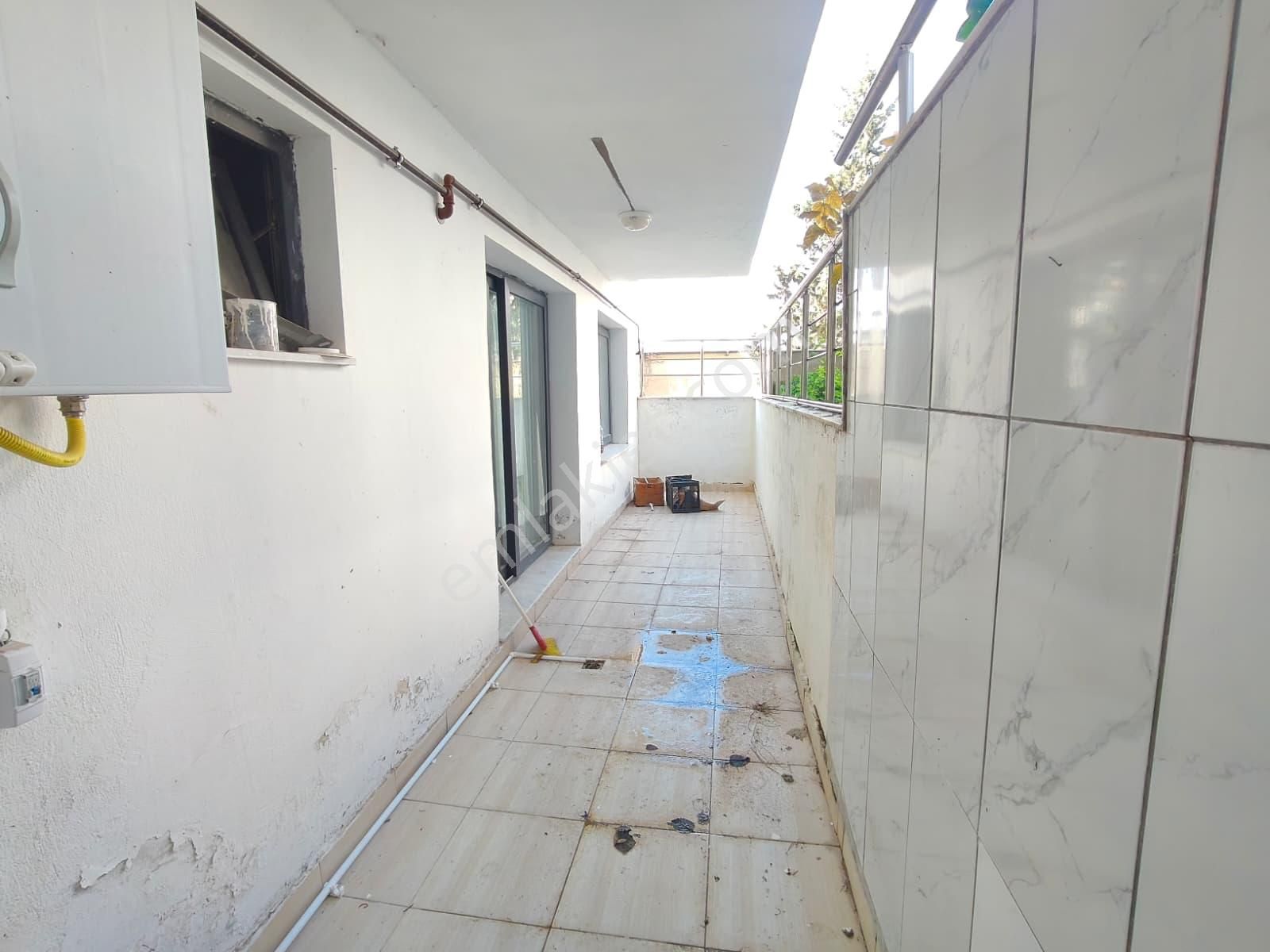 Balçova Çetin Emeç Tanju Okan Sok. 6 Yıllık Satılık 2+1daire - Görsel 17