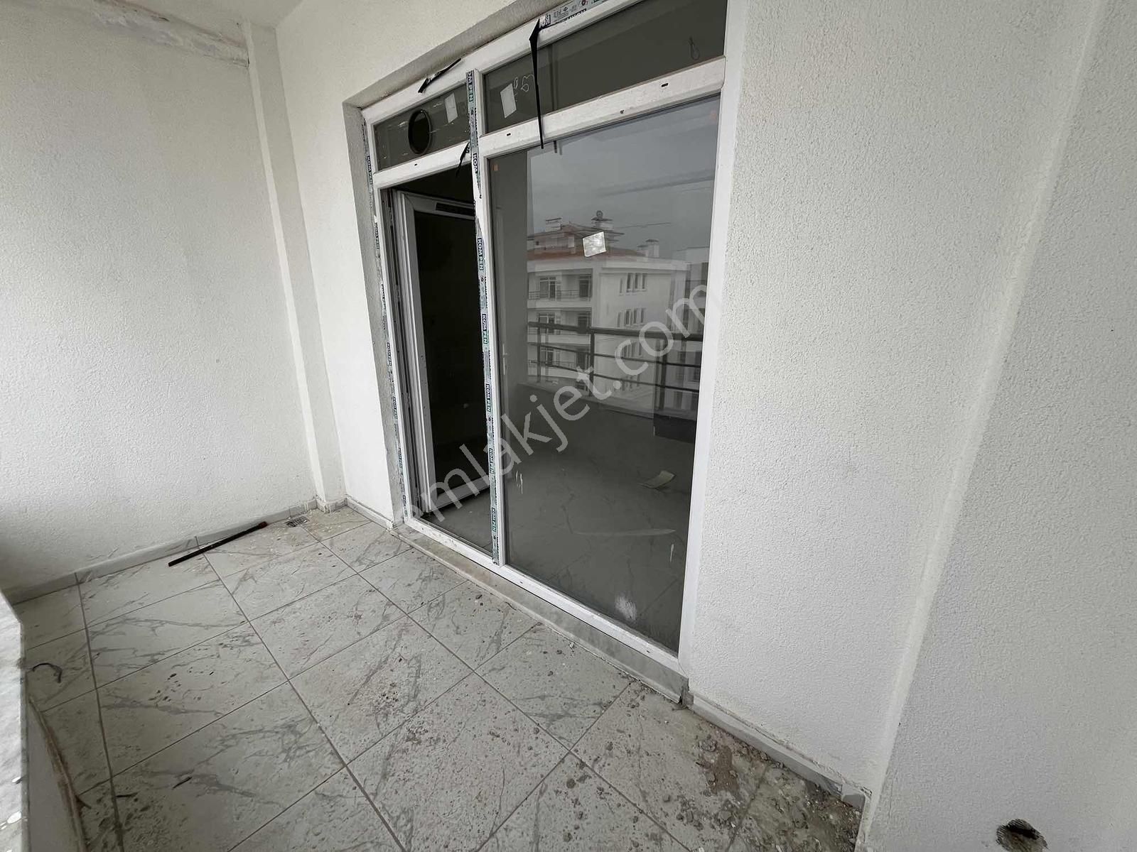 Fetih Caddesi Üzeri Ödemesiz Fırsat 2+1 Daire Pera Park Karatay - Görsel 4