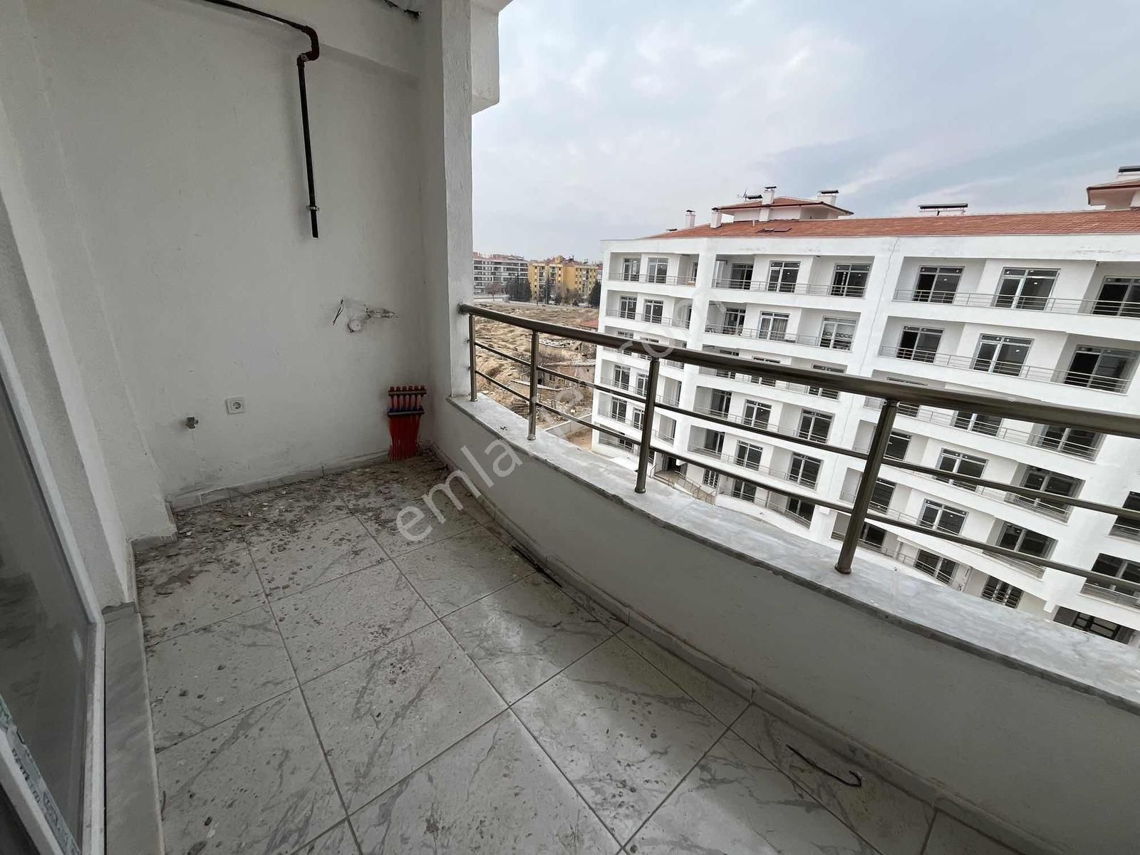 Fetih Caddesi Üzeri Ödemesiz Fırsat 2+1 Daire Pera Park Karatay - Görsel 8