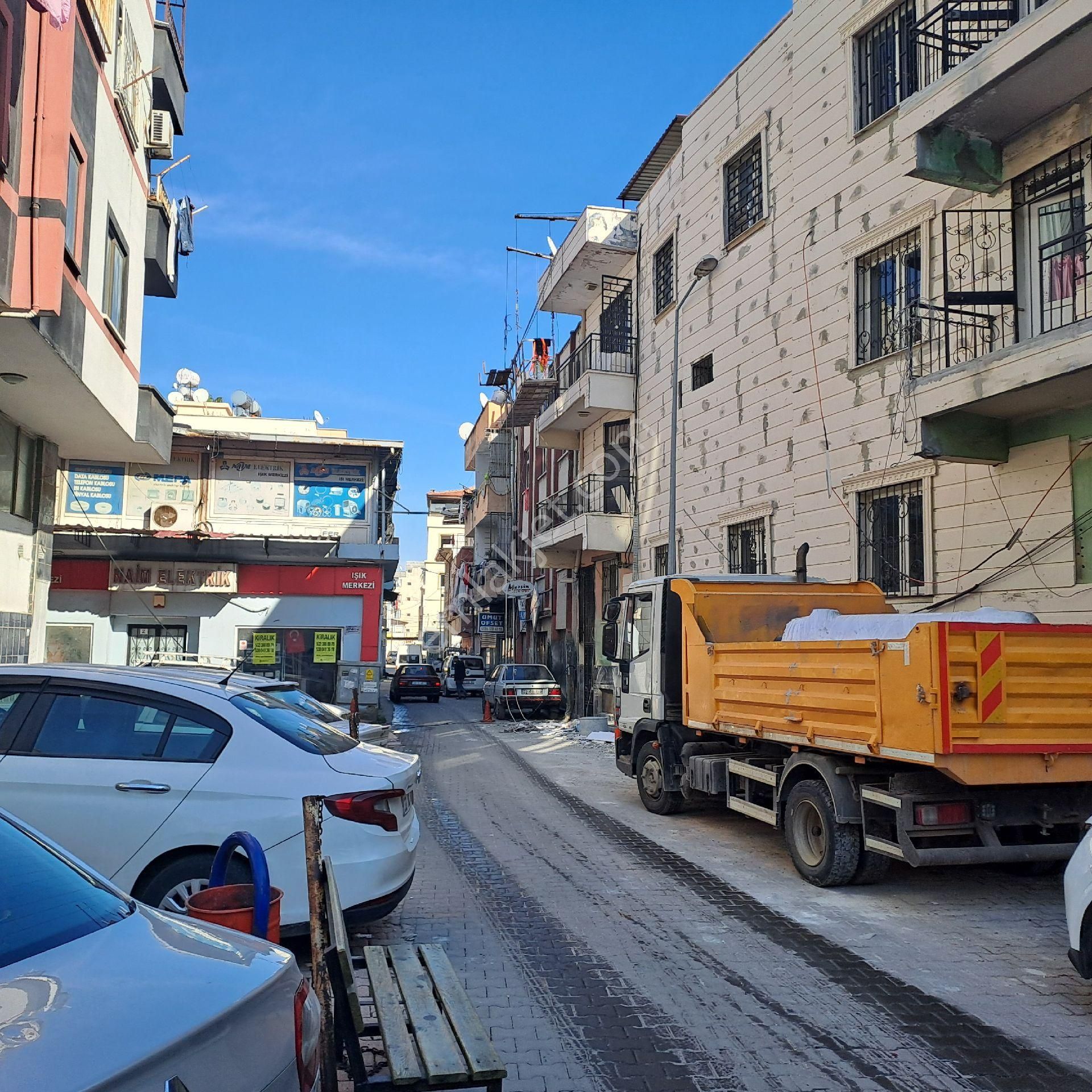 Asya'dan Komple Satılık Bina Dört Kata İmarlı - Görsel 17