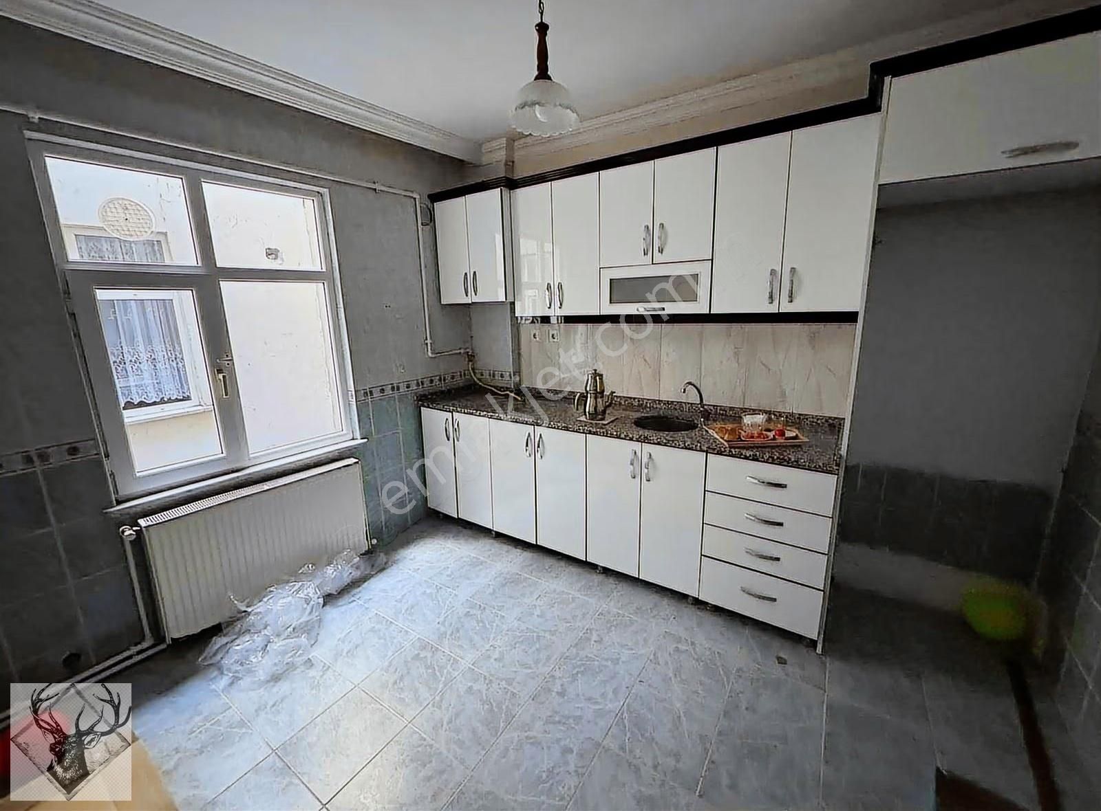 Anadolu Mah.de Kiralık 2+1 120m² Arakat Komple Sıfır Metro Yakın - Görsel 2