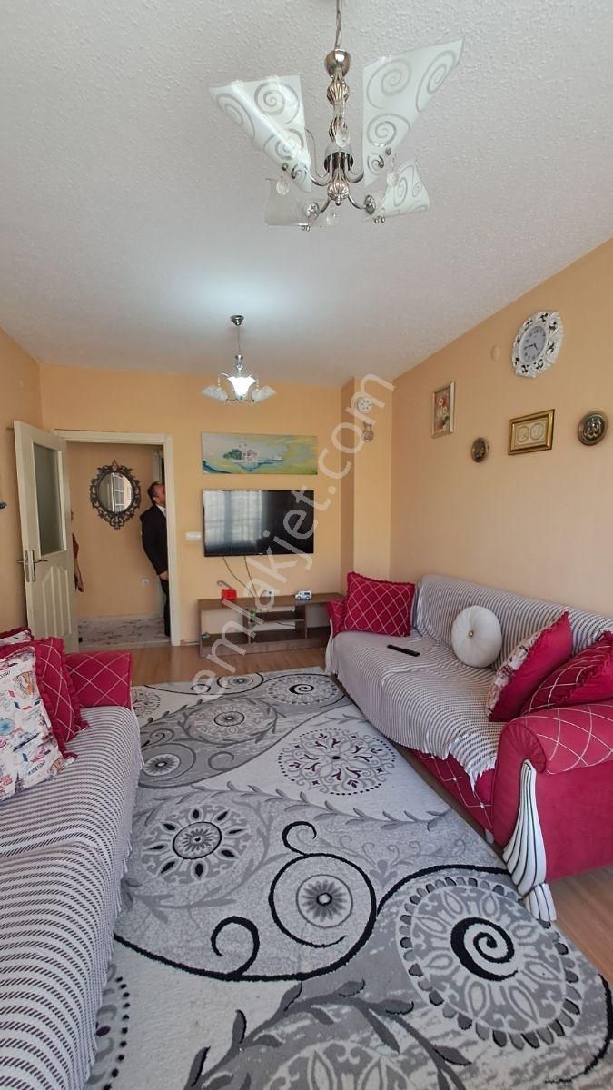 Denizli Aktepe Tokilerinde 2+1 Satılık Daire - Görsel 3