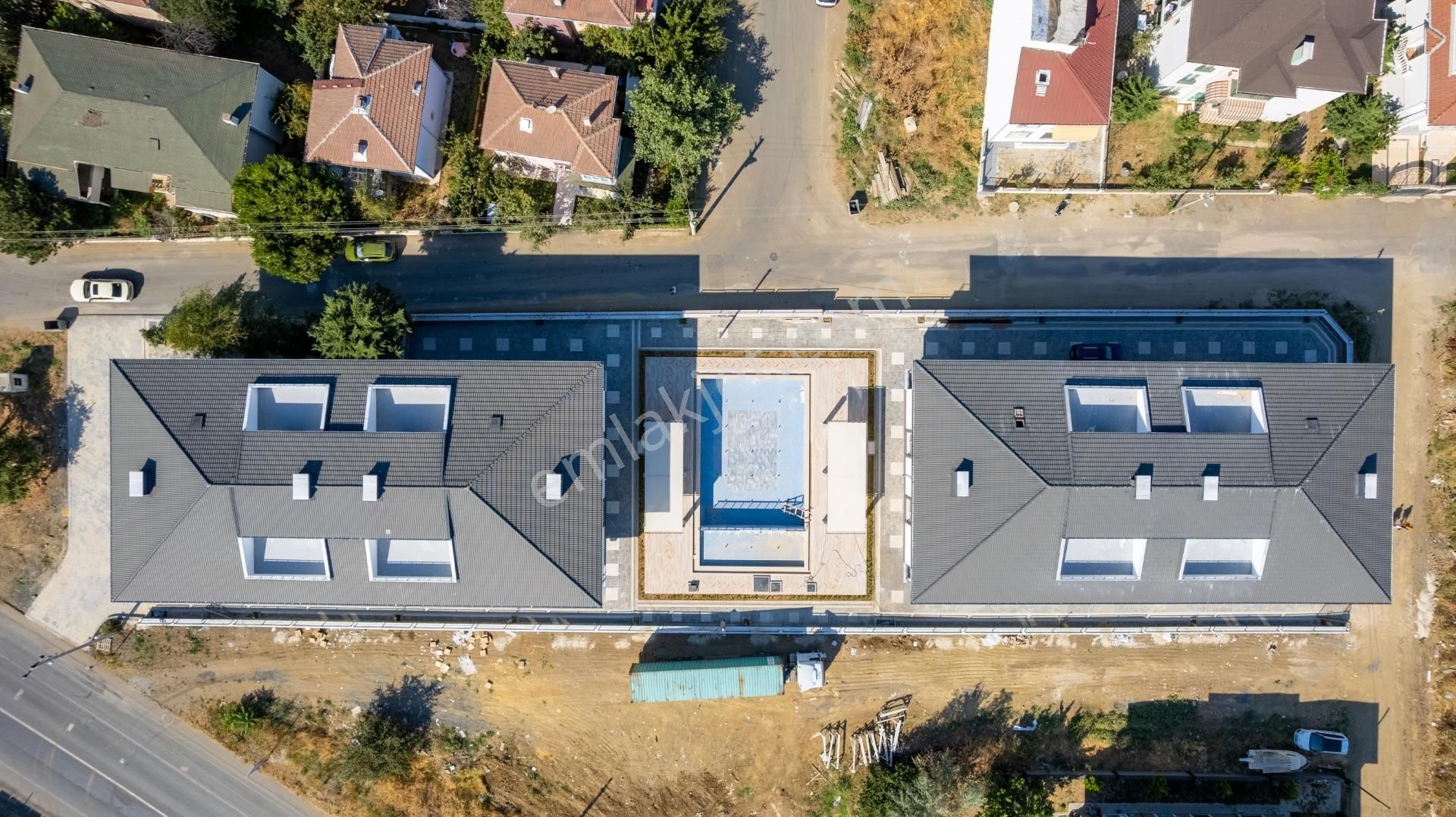 Kumbağ Deniz Tarafında Havuzlu Sitede Satılık Lüks 2+1 Daireler - Görsel 7