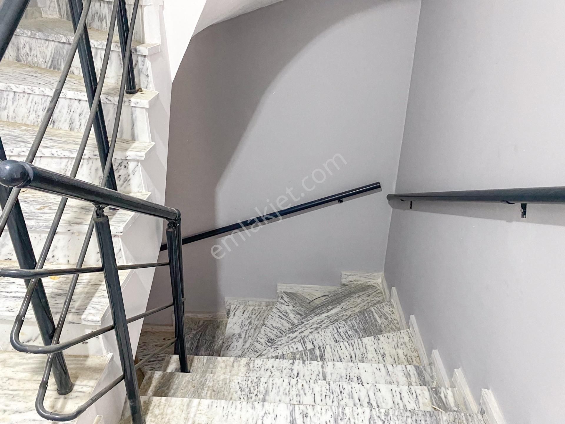 Kumbağ Deniz Tarafında Havuzlu Sitede Satılık Lüks 2+1 Daireler - Görsel 35