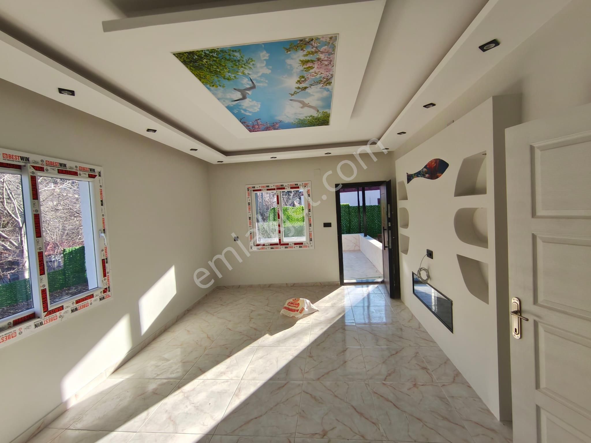 Kar Emlaktan Akçatekirde Çarşı Merkezine Yakın 330 M2 Arsa İçerisinde 3+1 Satılık Müstakil Ev - Görsel 23