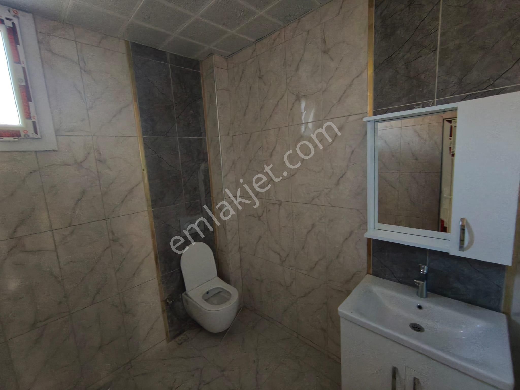 Kar Emlaktan Akçatekirde Çarşı Merkezine Yakın 330 M2 Arsa İçerisinde 3+1 Satılık Müstakil Ev - Görsel 4