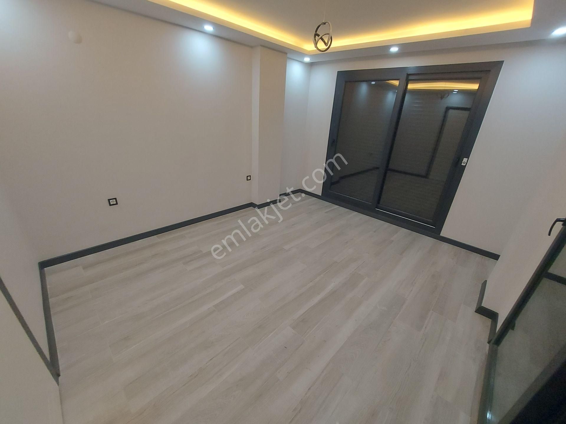 Müstakil Havuzlu Bahçeli Otoparklı Ebeveyn Banyolu Satılık Villa - Görsel 21