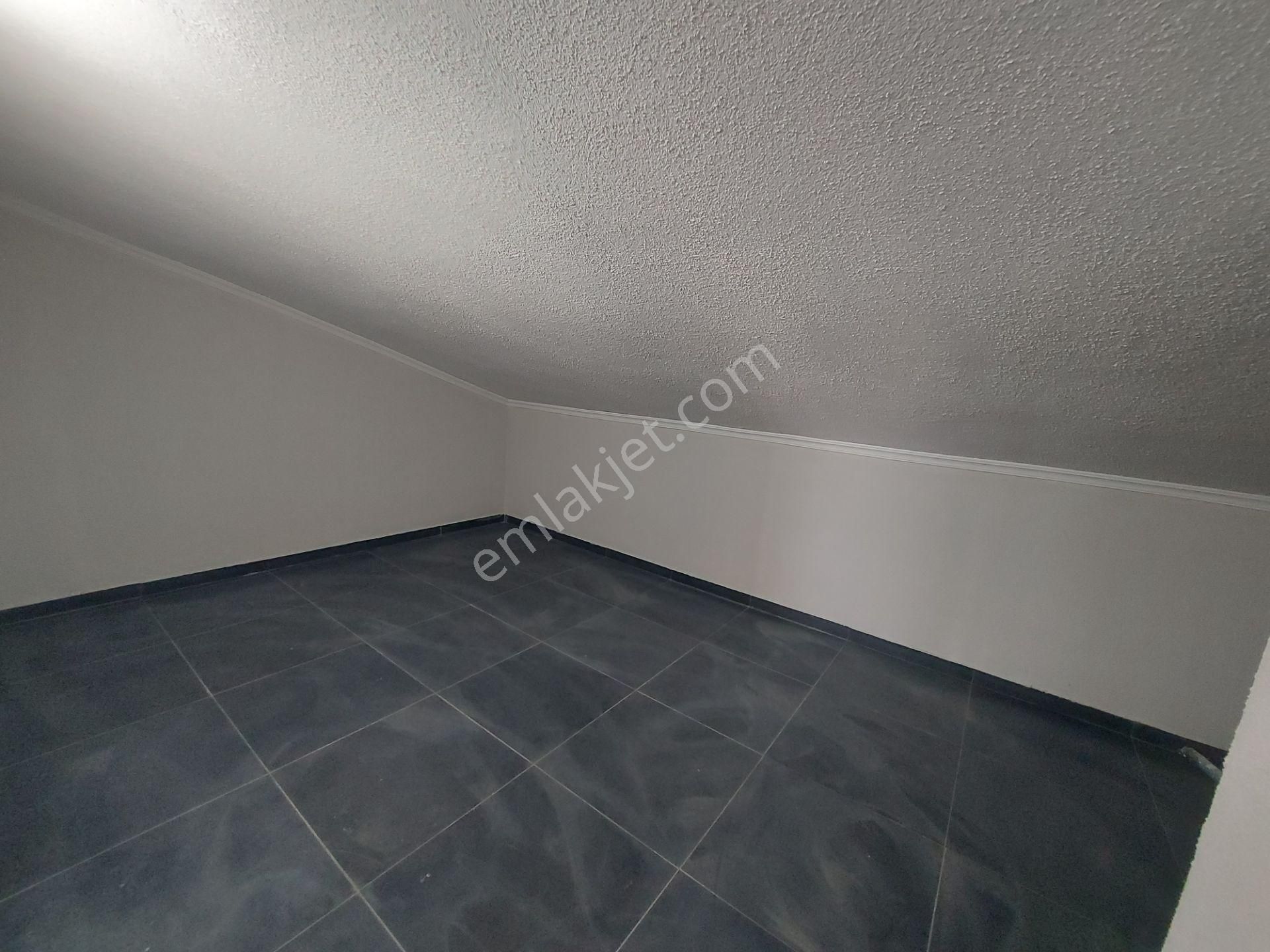 Müstakil Havuzlu Bahçeli Otoparklı Ebeveyn Banyolu Satılık Villa - Görsel 26