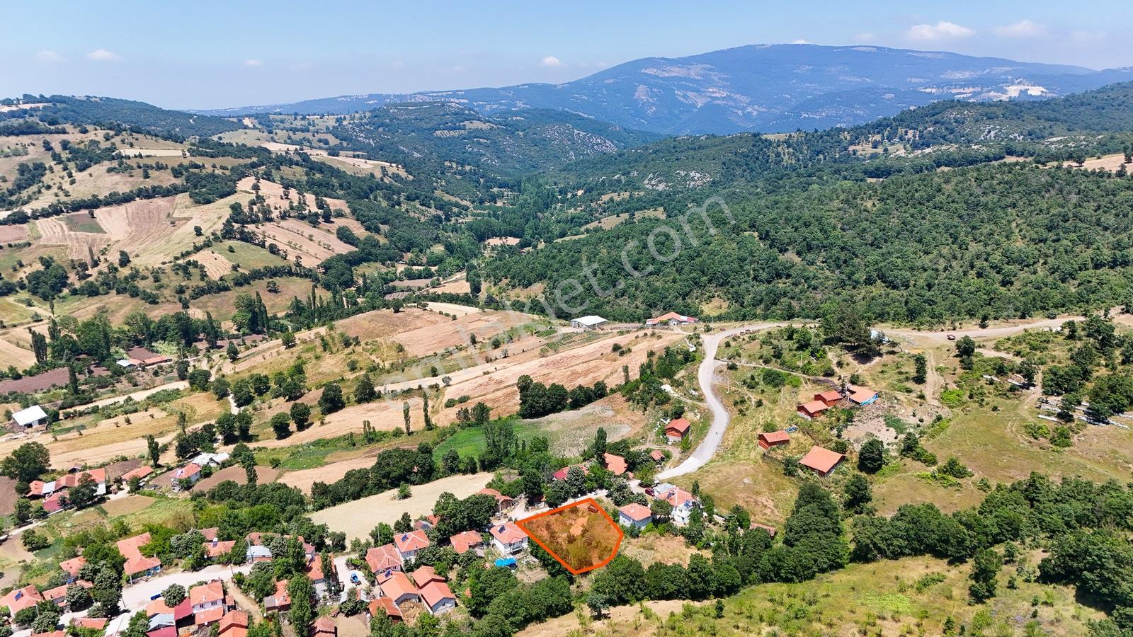Mir'den Kepsut Bükderede 486m2 Yola Sıfır Abonelikleri Açık Arsa - Görsel 3