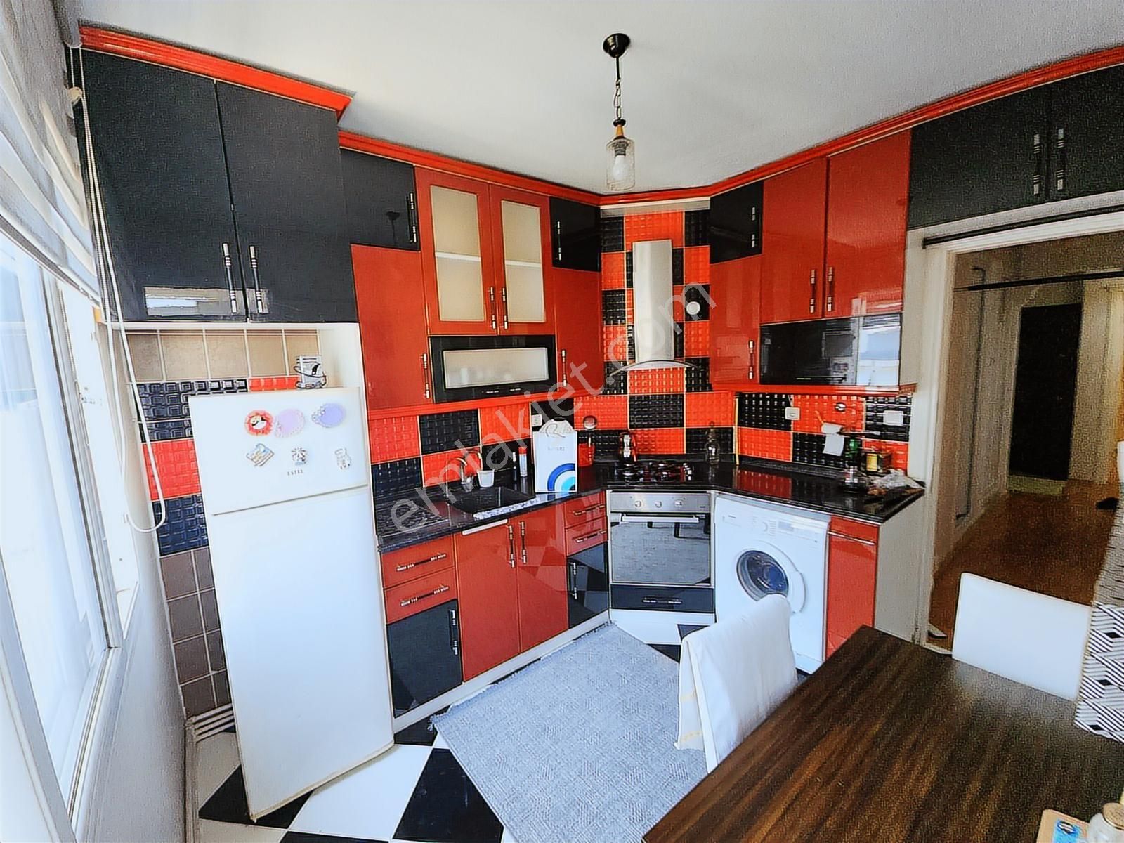 Remax Armadan,buca Laleli Mah.'de,3+1,satılık Daire - Görsel 3