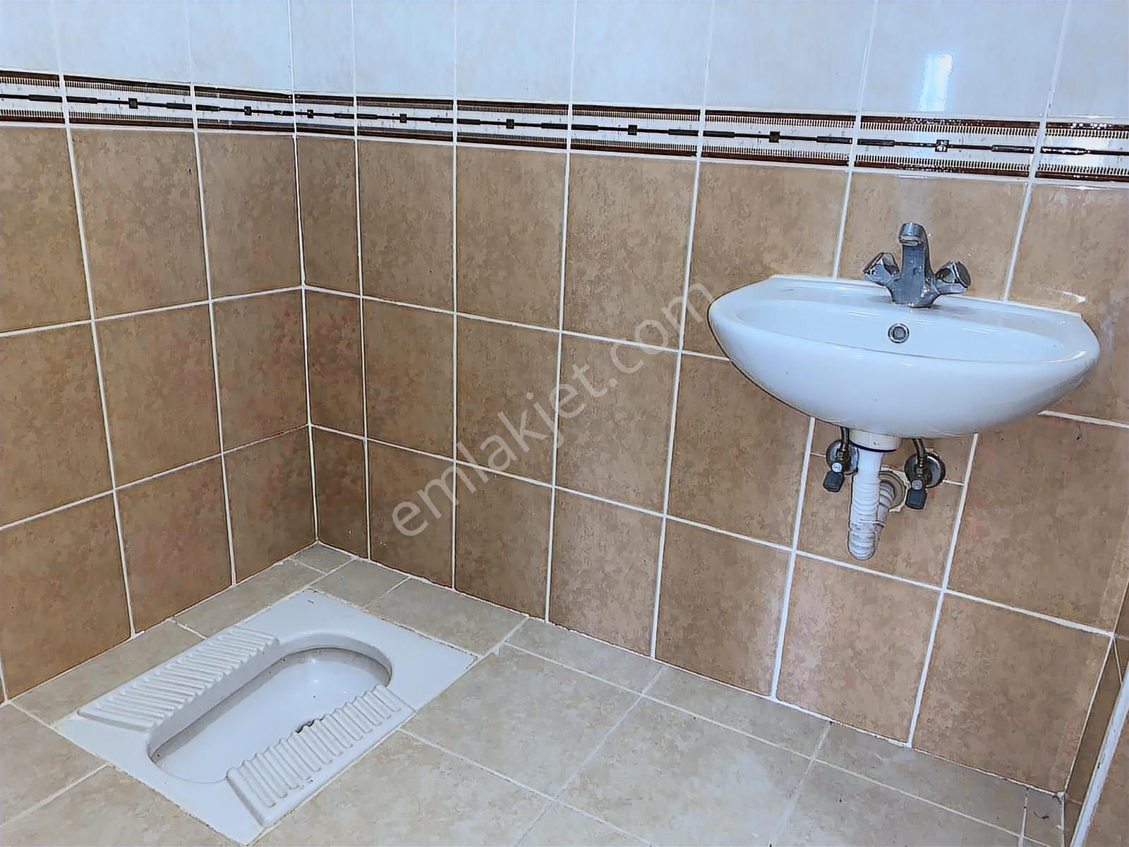 Beylikdüzü Adnankahveci Onurkent Sit.3+1 Tadilatlı Satılık Daire - Görsel 2