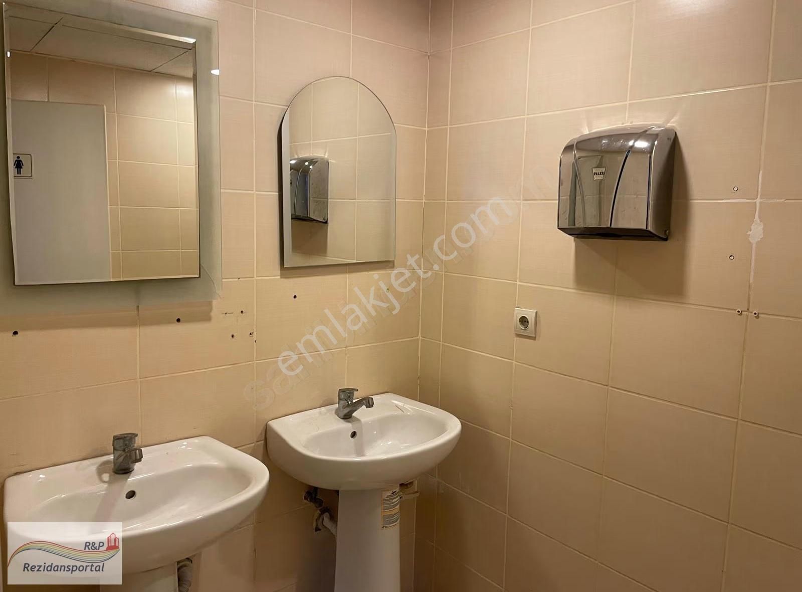 Halkalı Merkezde Prestijli İş Merkezinde 320 M² Kiralık Ofis - Görsel 2