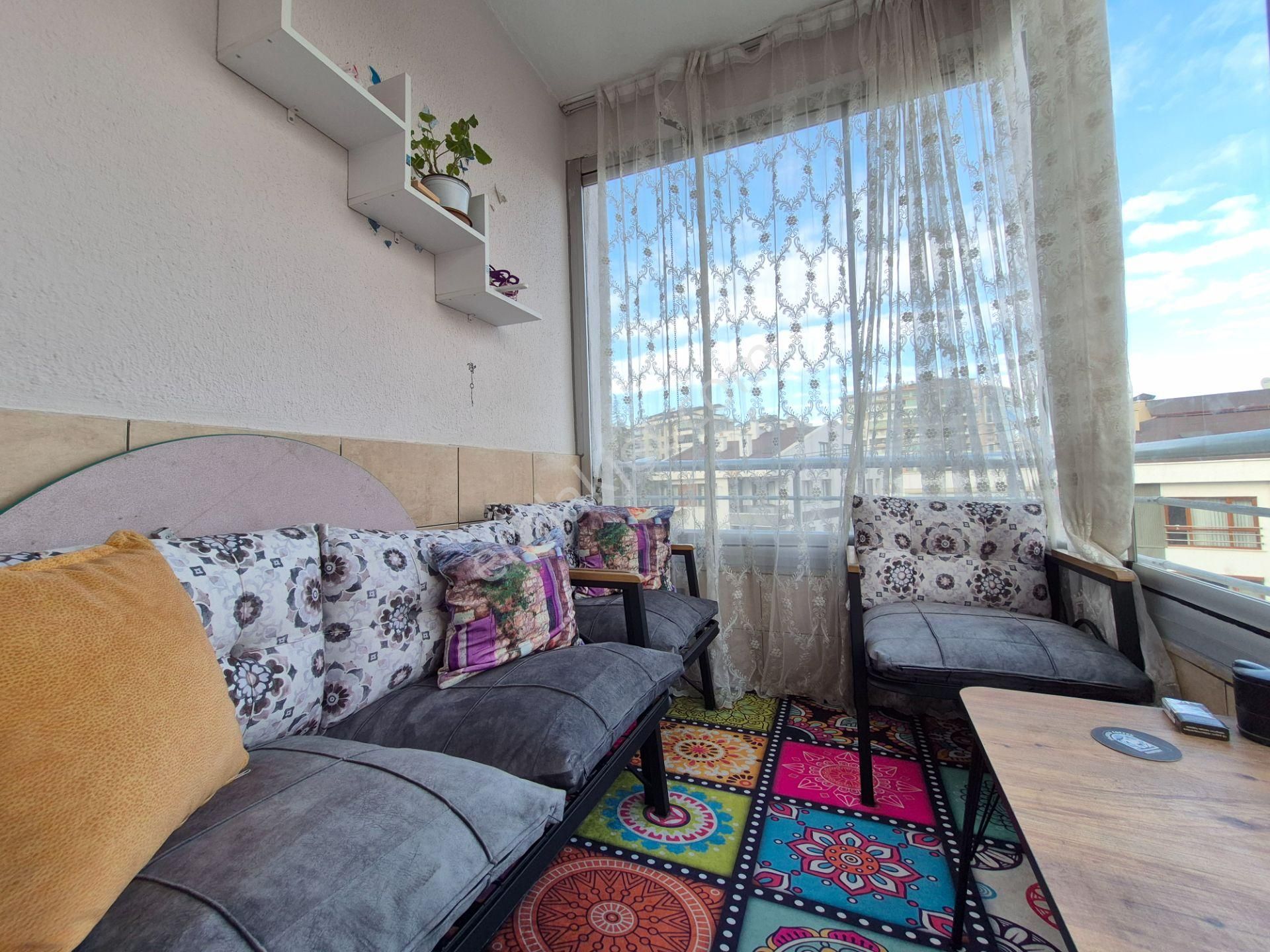 Meram Melikşah Mah. Cadde Cepheli Bakımlı Ve Masrafsız 3+1 Asansörlü Daire - Görsel 34