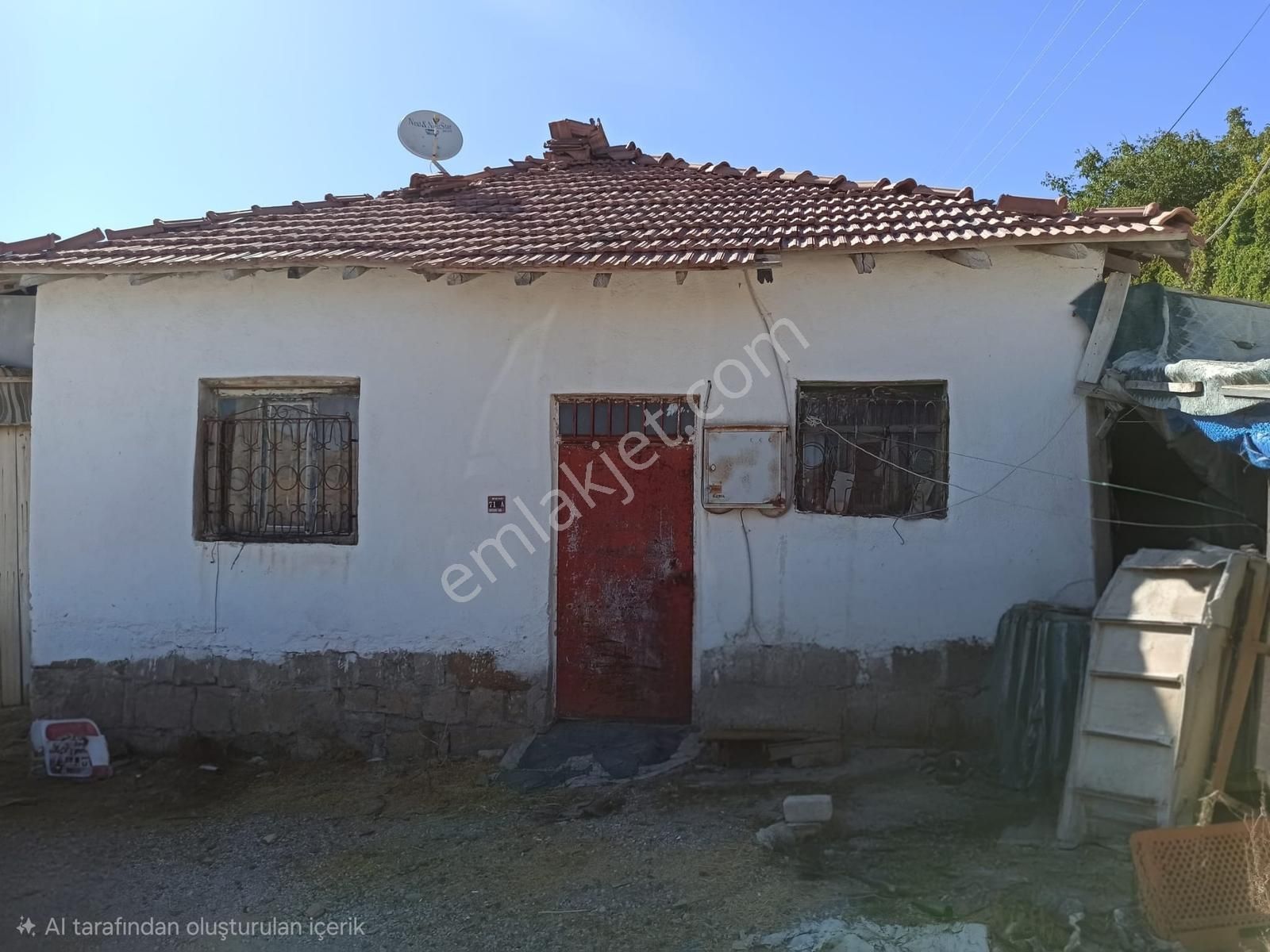 Msyapı Emlaktan Satılık Tek Katlı Ahır Ve Arsa