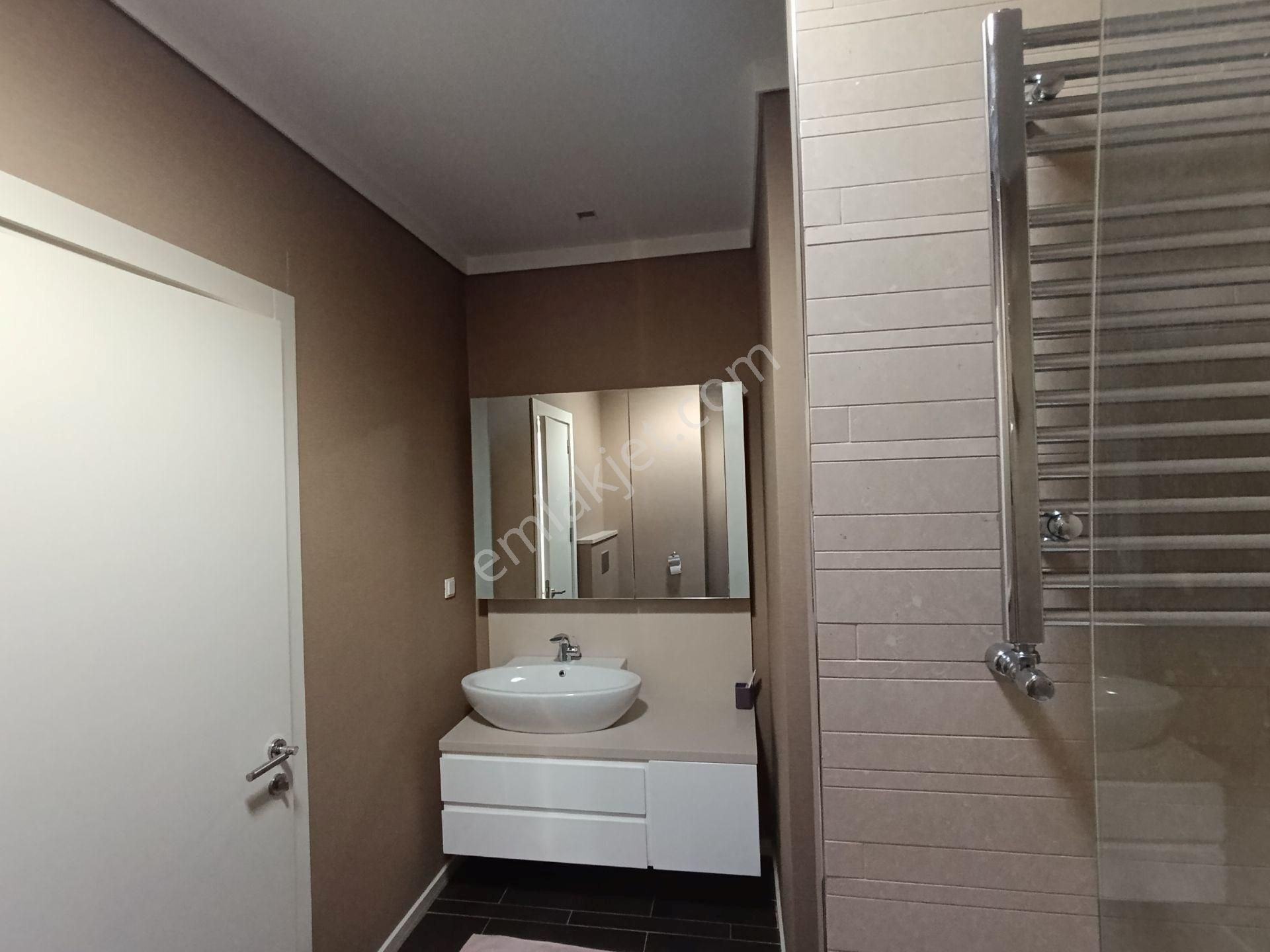 Şişli Bomonti’de Lüks Site İçinde Kiralık Eşyalı 2+1 Dubleks Daire | Extensa Bomonti Apartmanı - Görsel 19