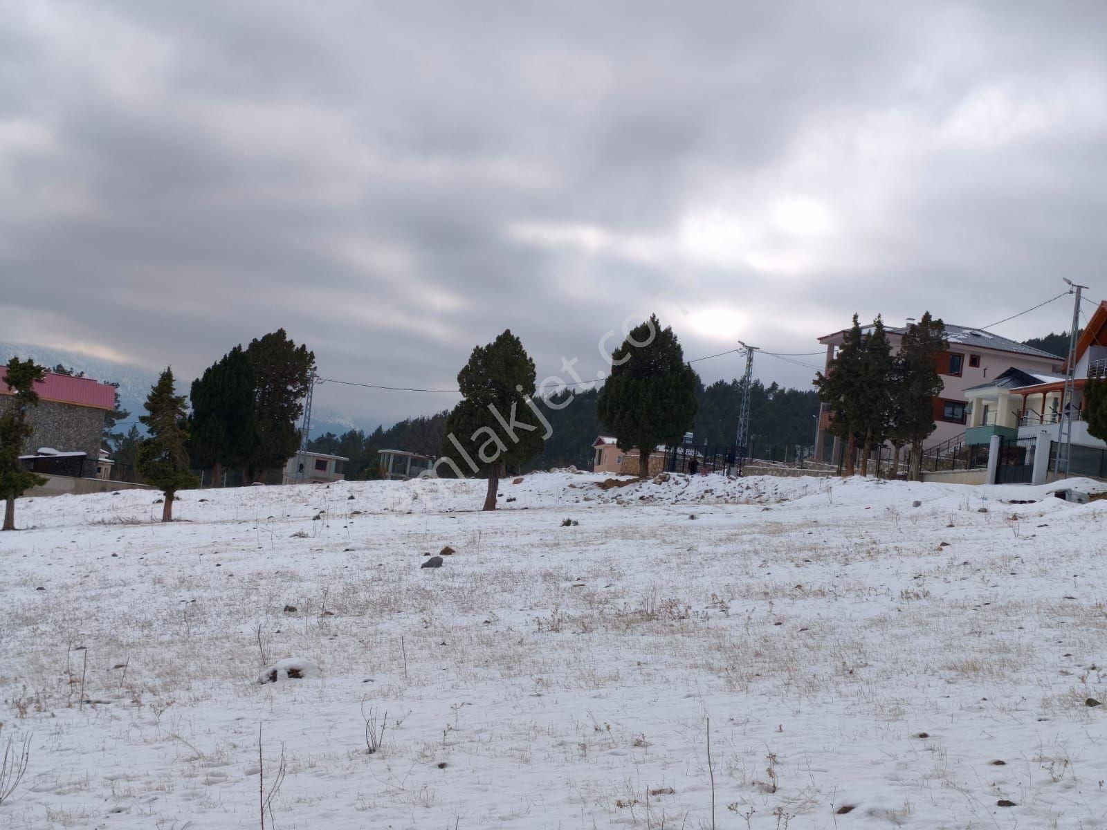Pozantı Kar Emlak Tan Yeni Konacık Bozkırlı Mevkiinde Yaylalık 400 M2 Satılık Arsa - Görsel 26