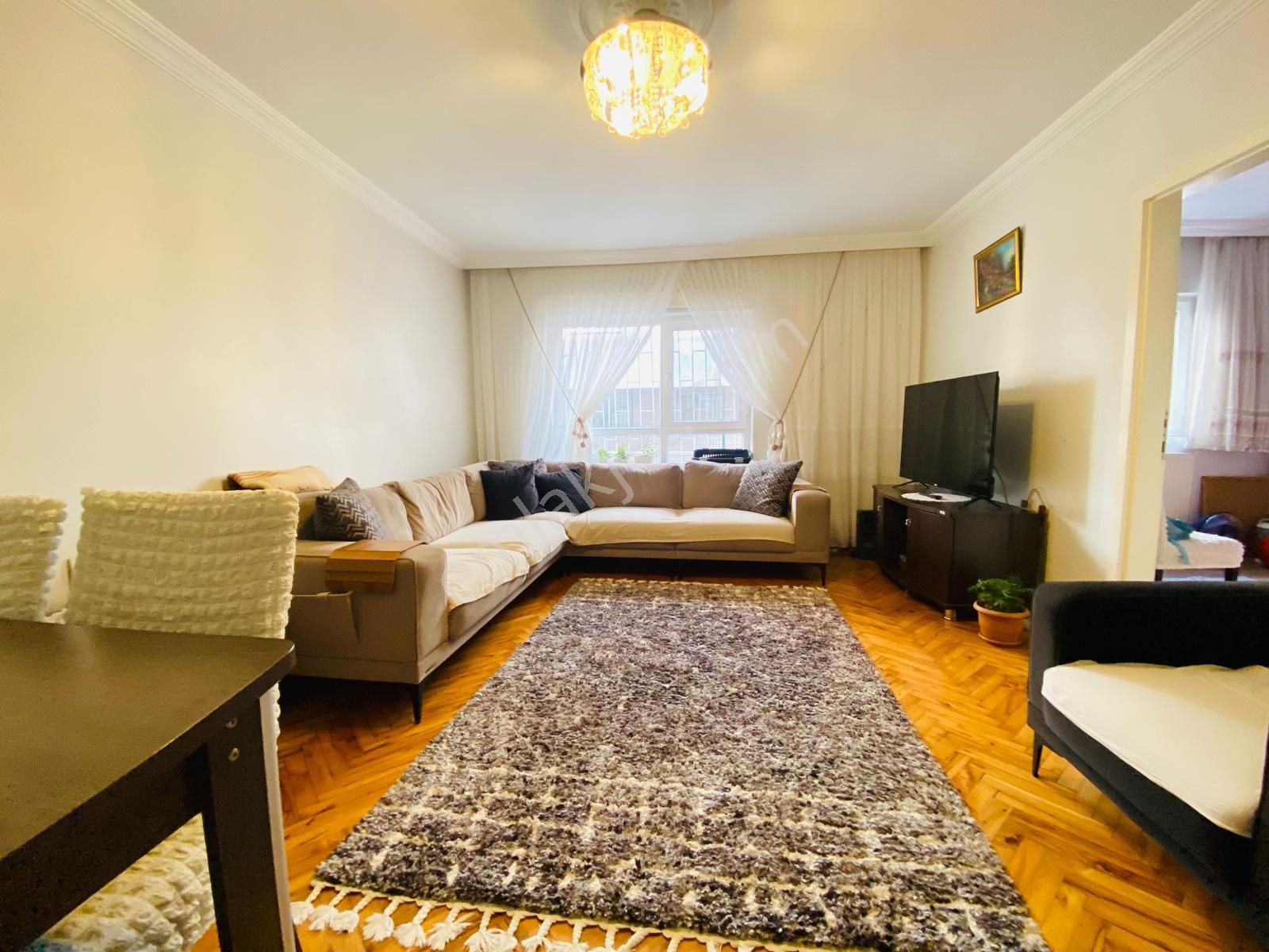 Demirlibahçe Tren İstasyonu Dibi Masrafsız 3+1 Satılık Daire !!! - Görsel 7