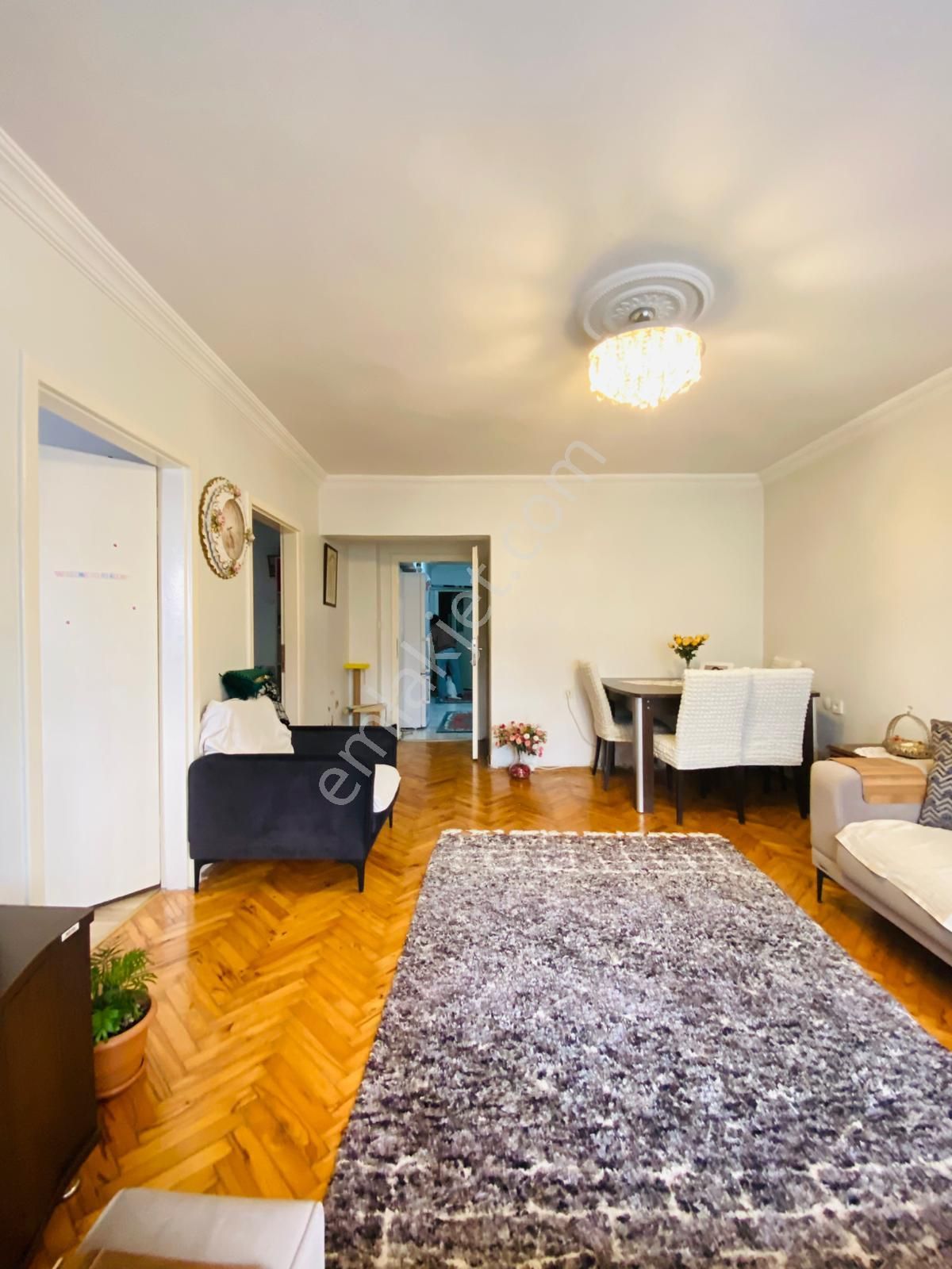 Demirlibahçe Tren İstasyonu Dibi Masrafsız 3+1 Satılık Daire !!! - Görsel 9