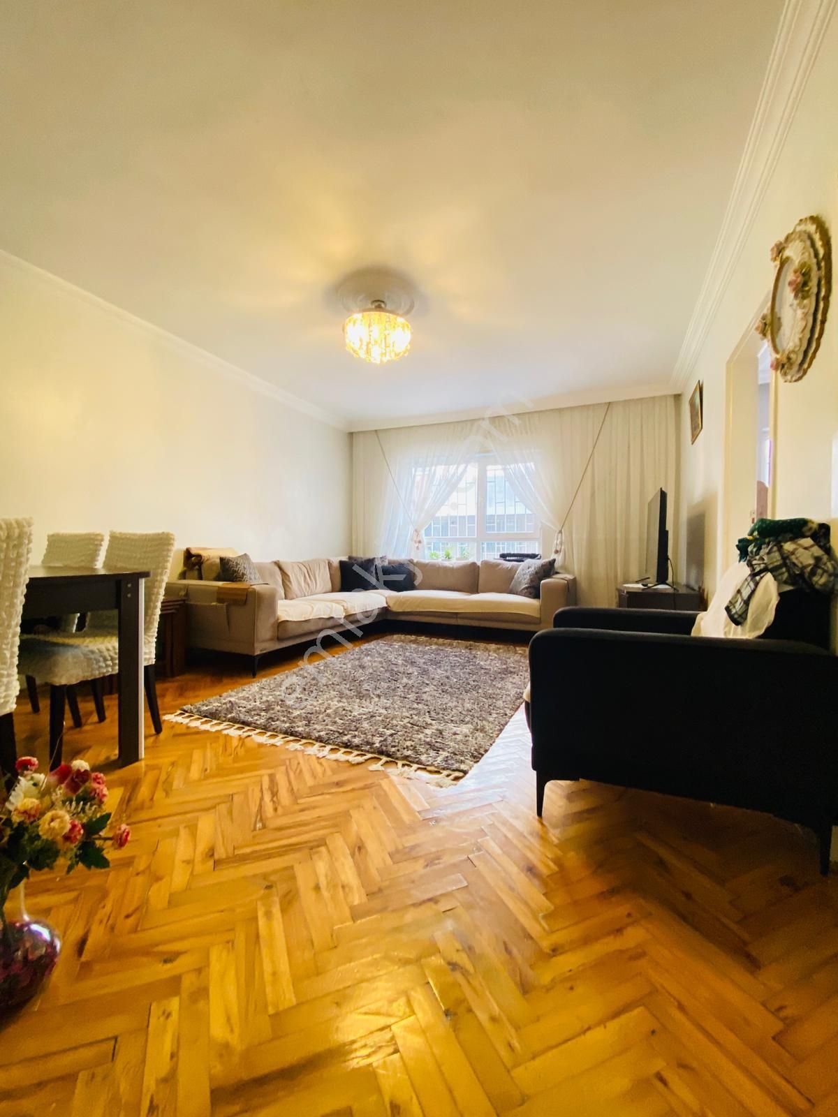 Demirlibahçe Tren İstasyonu Dibi Masrafsız 3+1 Satılık Daire !!! - Görsel 8