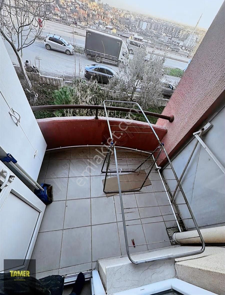 Tamer'den Tokide Eşyalı Yola Cephe Arakat Doğalgazlı Kiralık 2+1 - Görsel 14