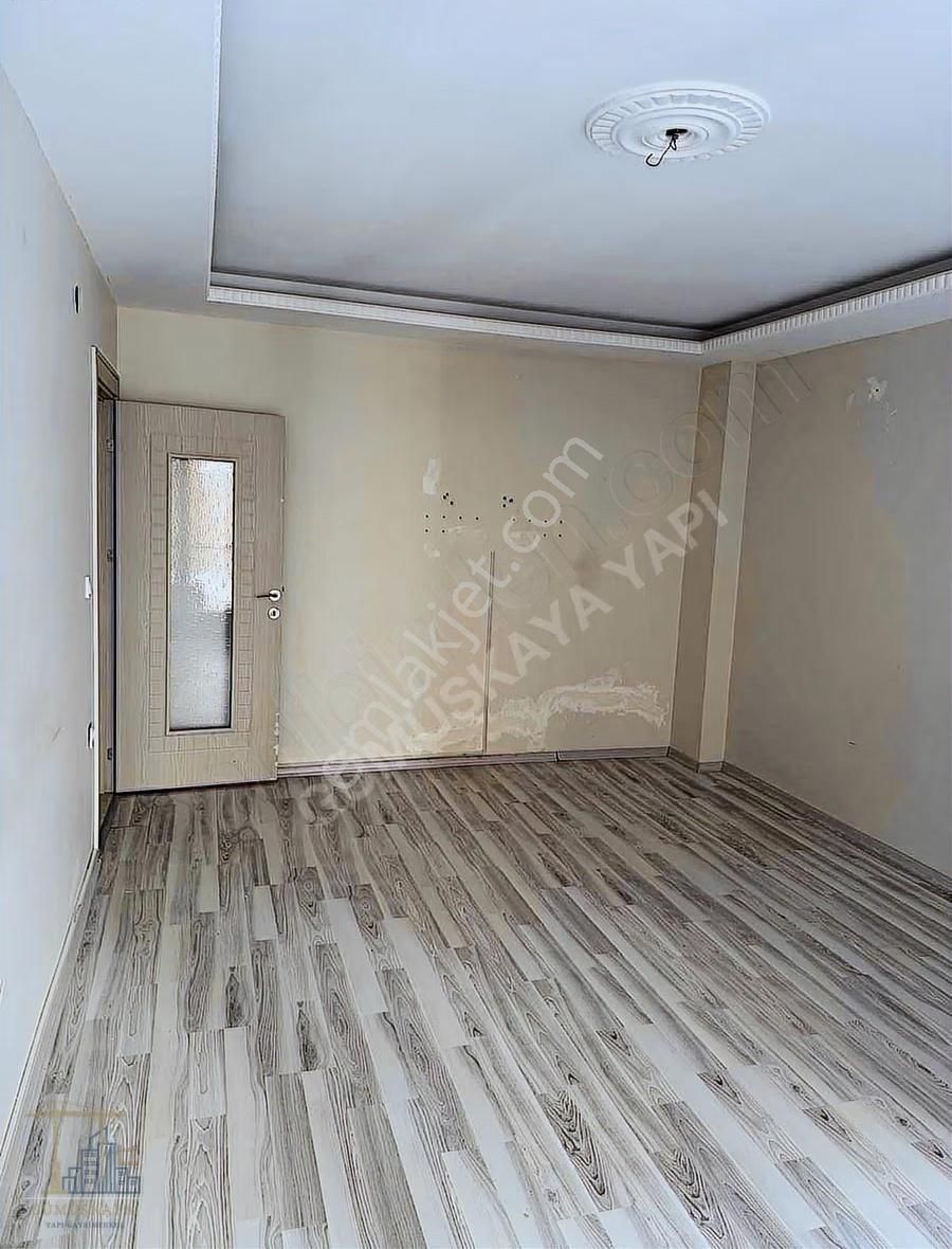 Esenyurt Yenikent / 3+1 117 M2 / Ara Kat Kullanışlı - Görsel 33