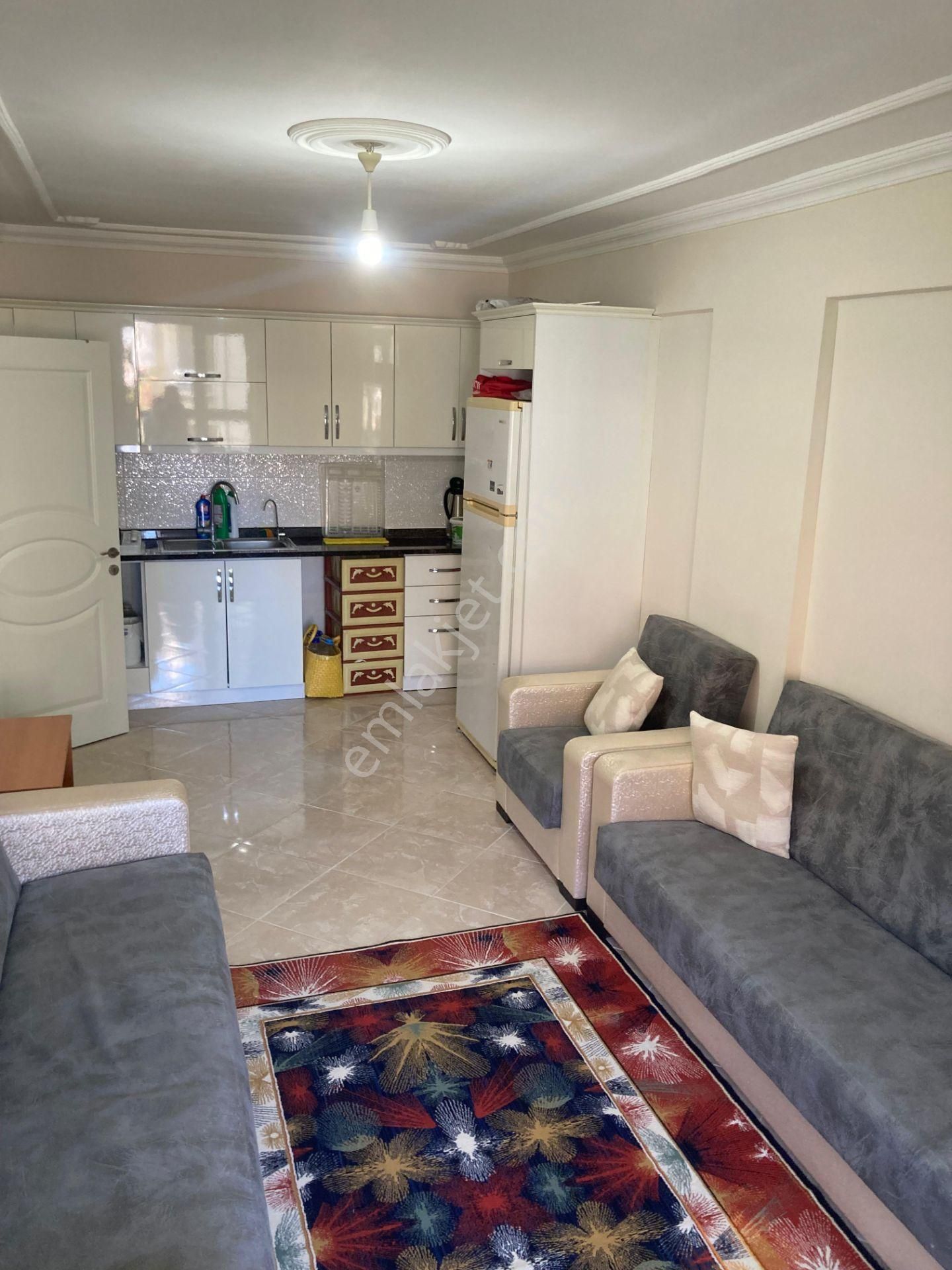 Denize 1 Km Mesafede Ara Kat Eşyalı 1+1 Daire - Görsel 23