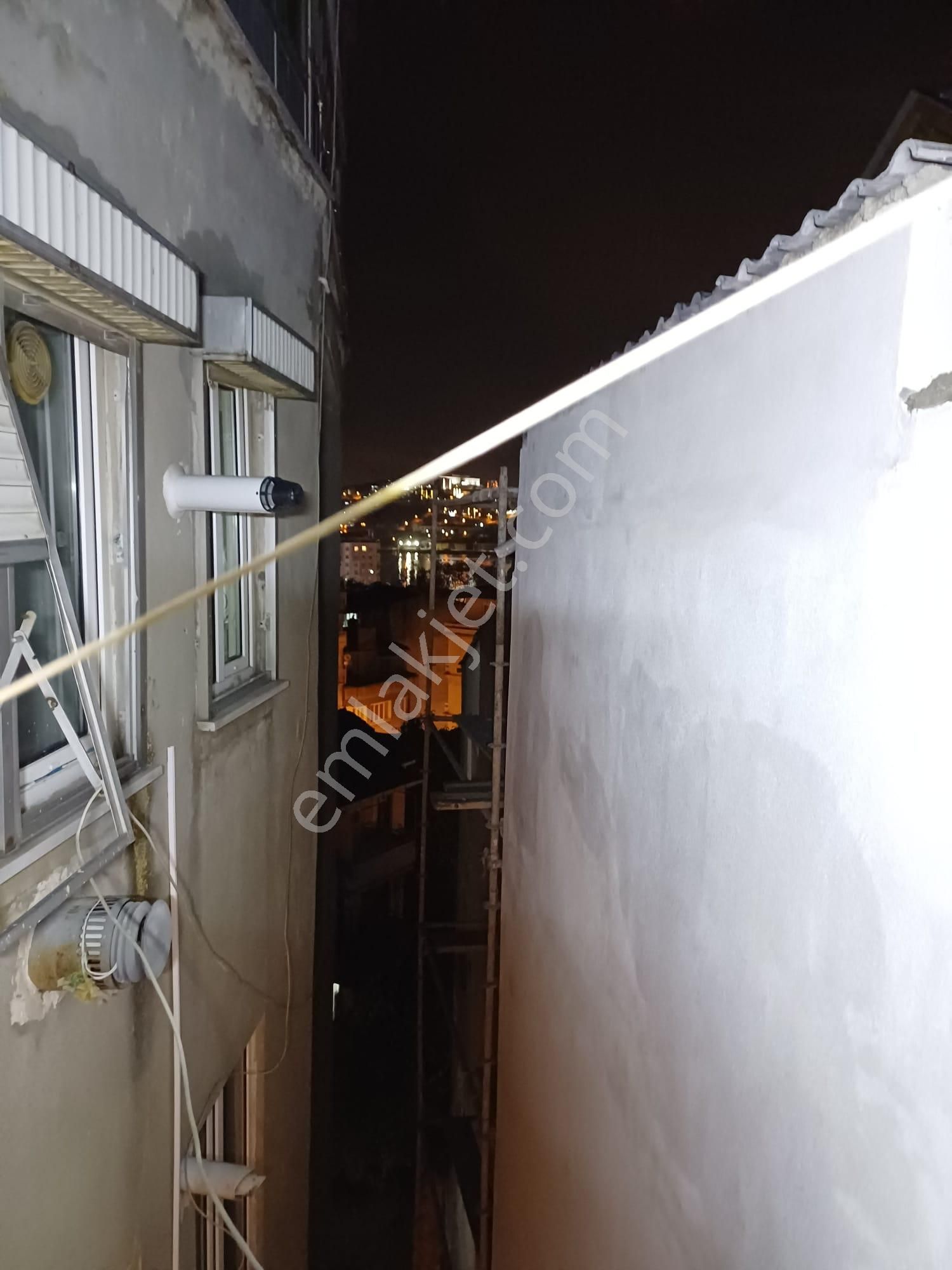 Lise Caddesi Yanı Balkonlu 2+1 Eşyalı Daire - Görsel 7