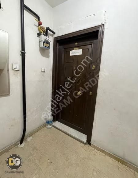 Eriklide Hastanelere Komsu Merkezi Konumda Kiralik 2+1 Daire - Görsel 22