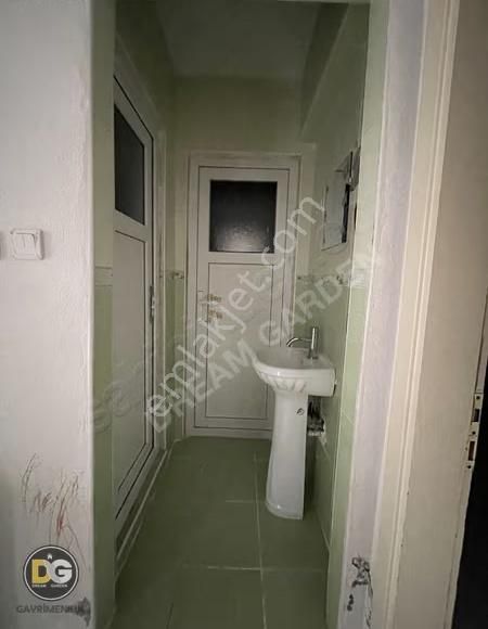 Eriklide Hastanelere Komsu Merkezi Konumda Kiralik 2+1 Daire - Görsel 4