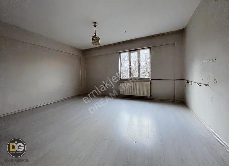 Eriklide Hastanelere Komsu Merkezi Konumda Kiralik 2+1 Daire - Görsel 13