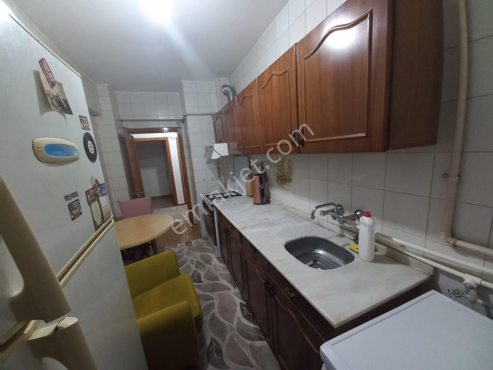 Göral Emlaktan Nakış Sokakta Bağımsız 3+1 - Görsel 6