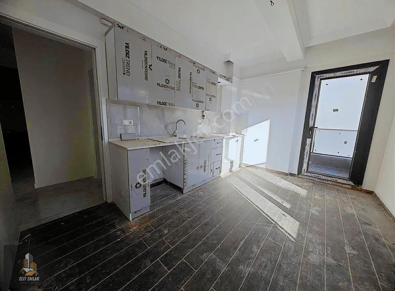 Elit Emlak'tan Reşatbey Mahallesi Net 170 M2 Satılık Dublex - Görsel 9