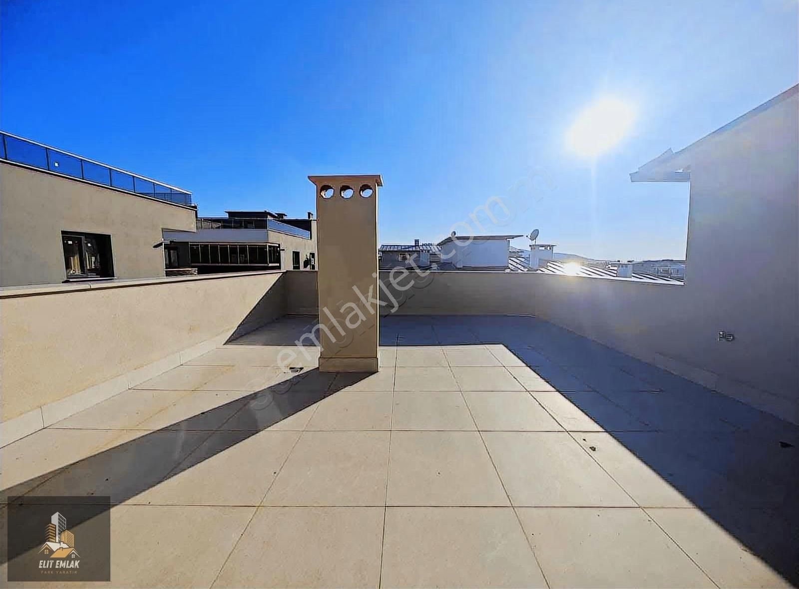 Elit Emlak'tan Reşatbey Mahallesi Net 170 M2 Satılık Dublex - Görsel 16
