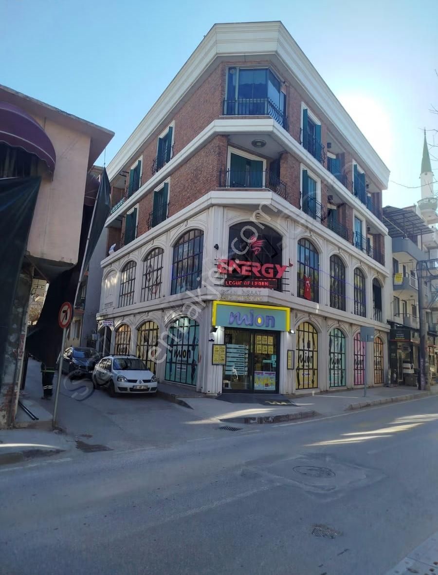 Rc// Atatürkte Hasanağa Yakınında Merkezi 1+1 Satılık Daire - Görsel 4