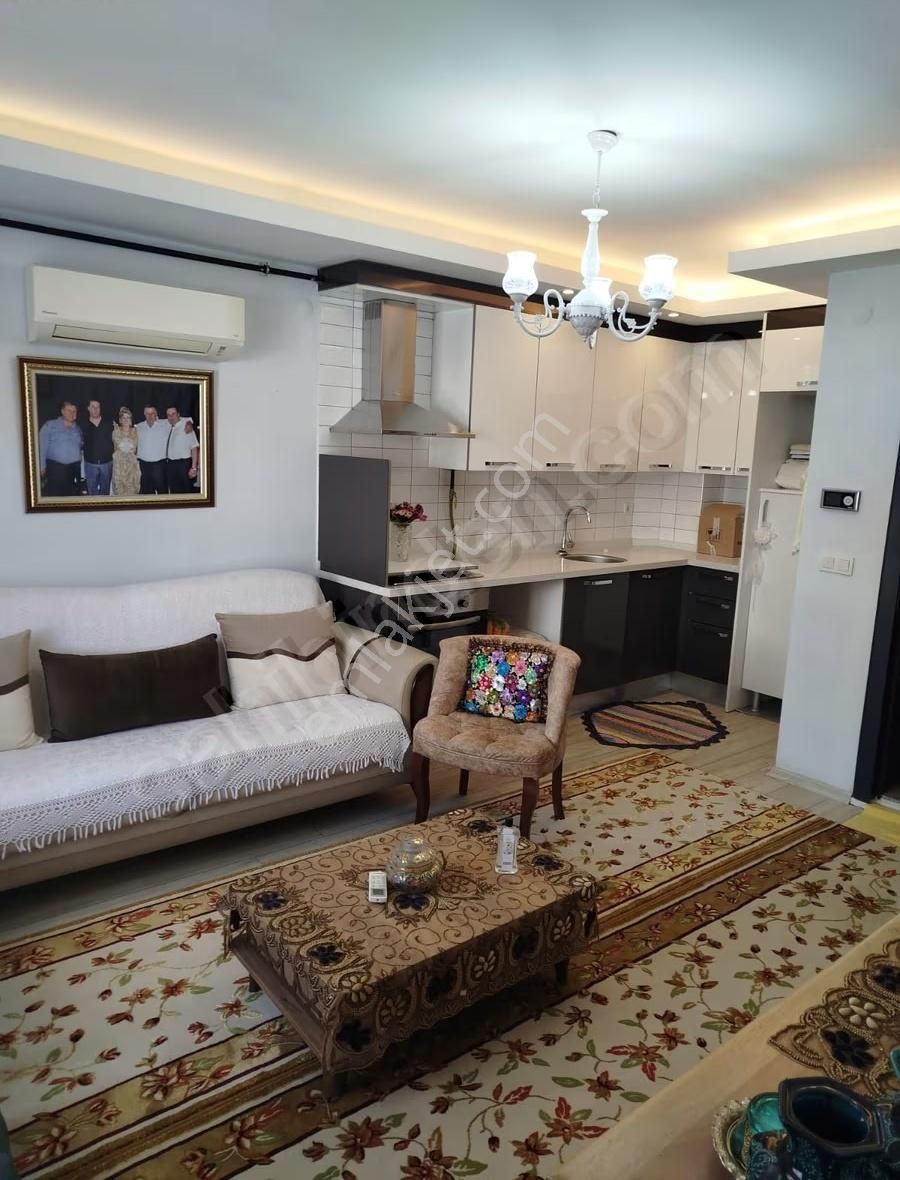 Rc// Atatürkte Hasanağa Yakınında Merkezi 1+1 Satılık Daire - Görsel 3