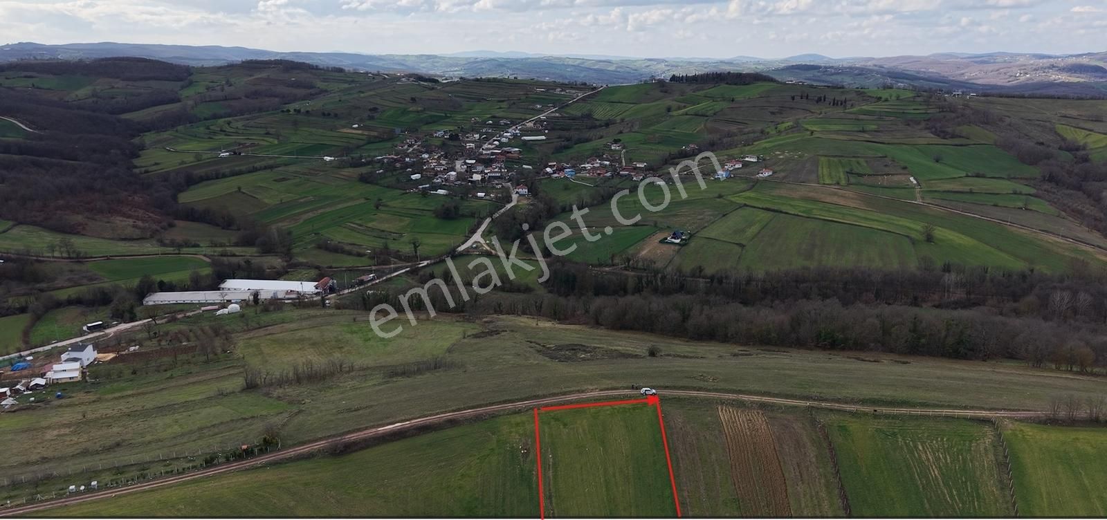 Nebihoca'da Gölet Manzaralı Bugalowa Uygun Tarla - Görsel 5