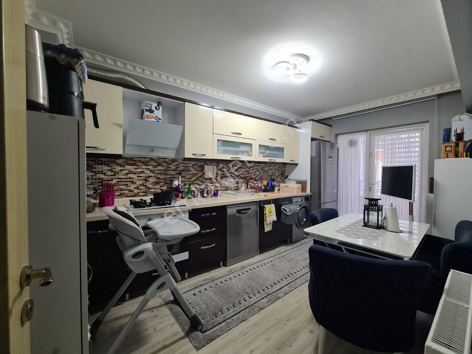 Vadi & Karakol Yakını Geniş Mutfaklı 2-banyolu 2- Balkonlu 3+1