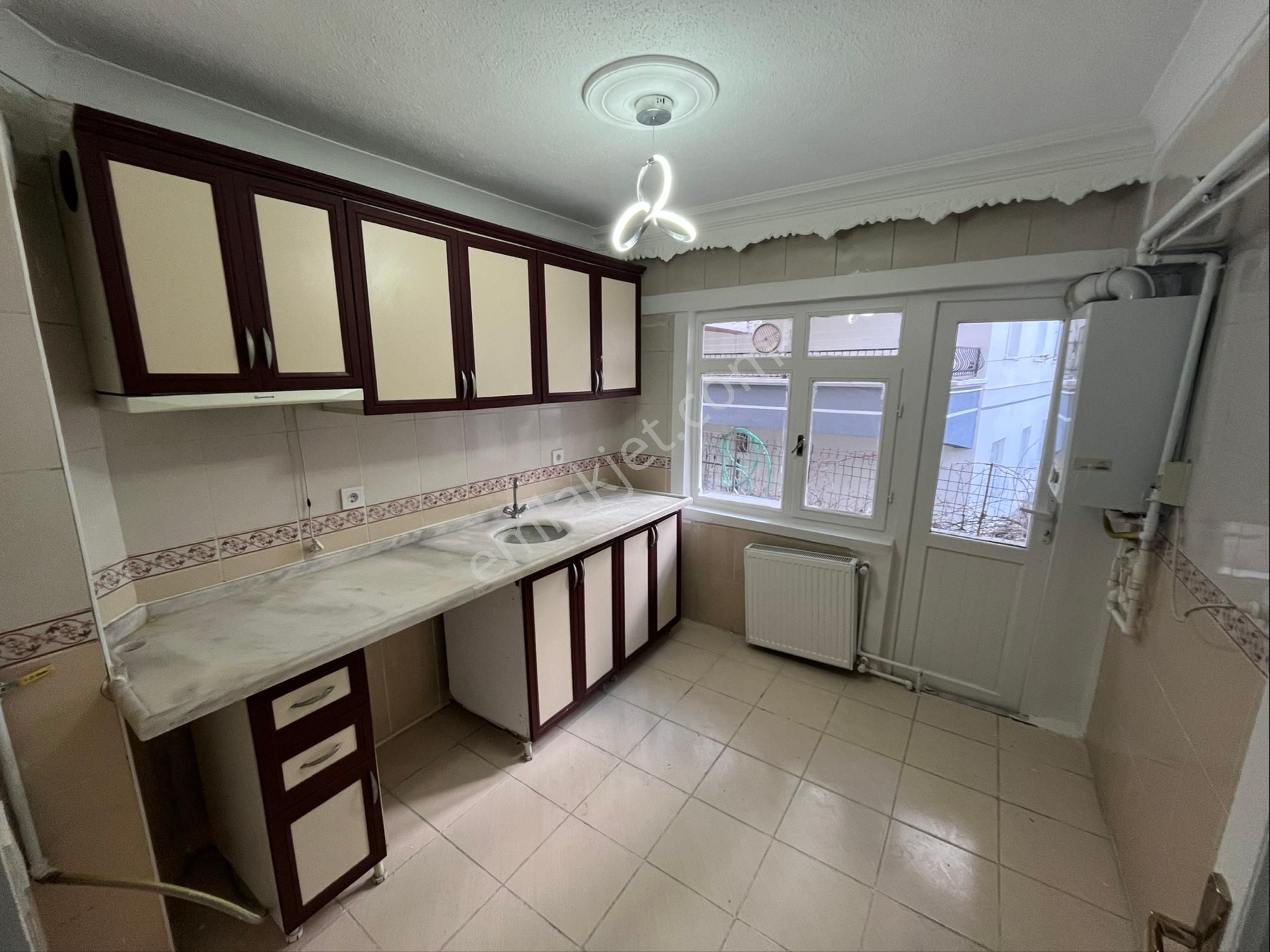 Sincan Pınarbaşı Mh.'de 3+1 Bağımsız 10 Yıllık Bina Kot 1 Full Yapılı Satılık Daire - Görsel 2