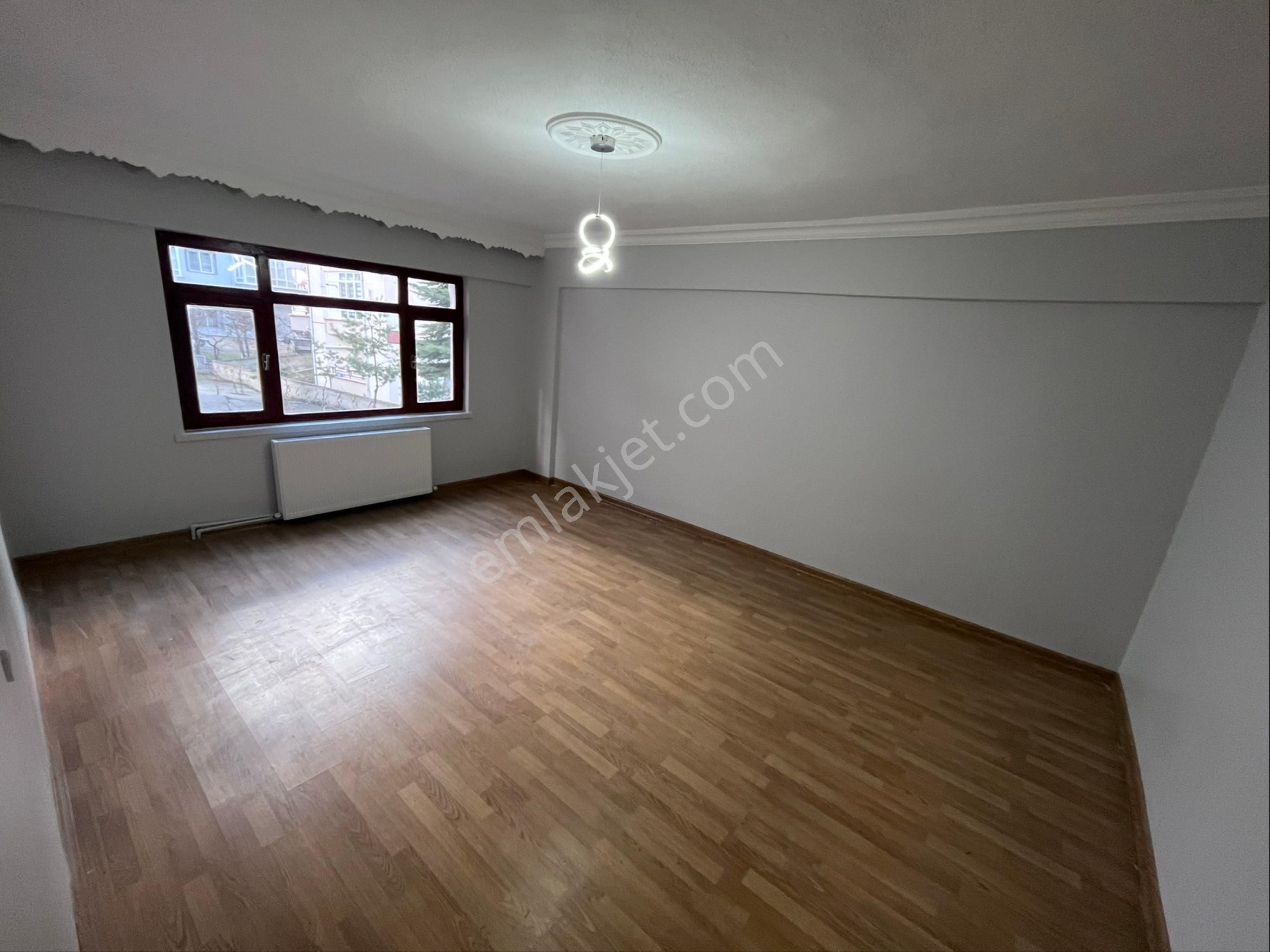 Sincan Pınarbaşı Mh.'de 3+1 Bağımsız 10 Yıllık Bina Kot 1 Full Yapılı Satılık Daire - Görsel 6