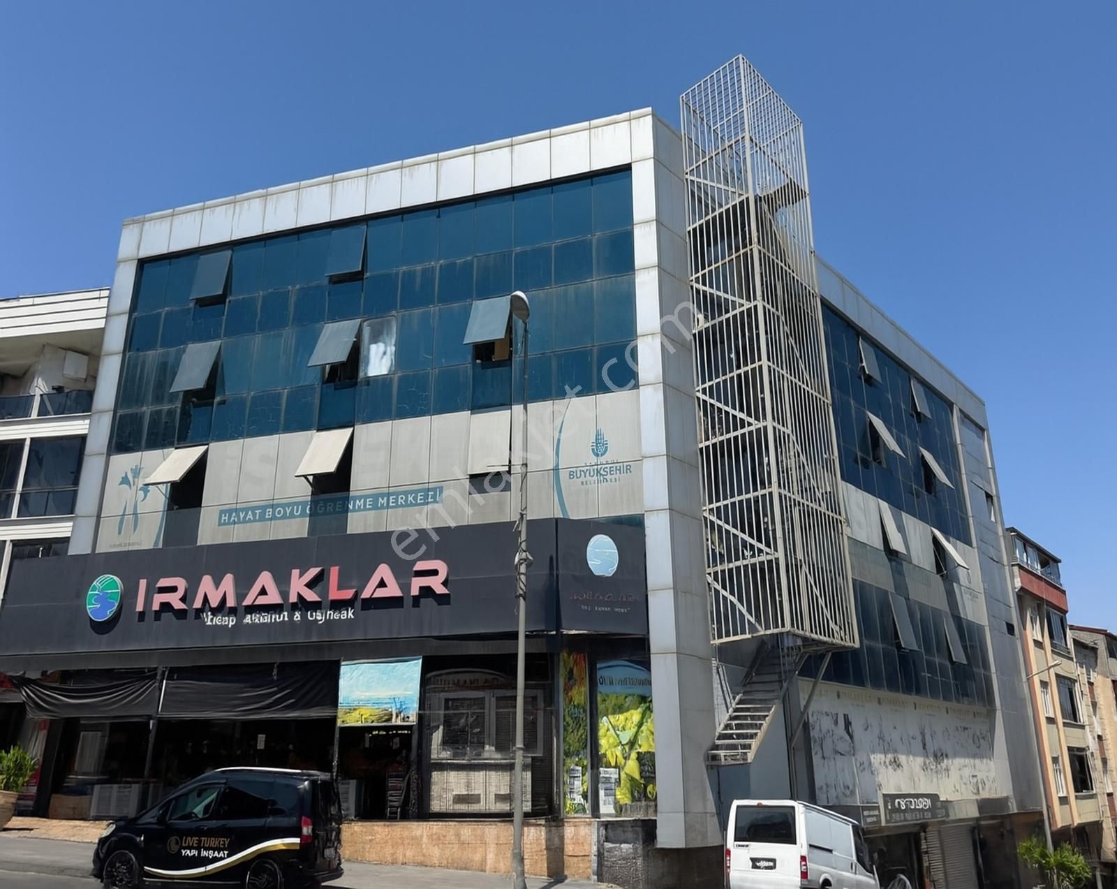 Lıve İnşaattan Tekstil Firmalarına Uygun 2 Katlı Kiralık İşyeri - Görsel 10