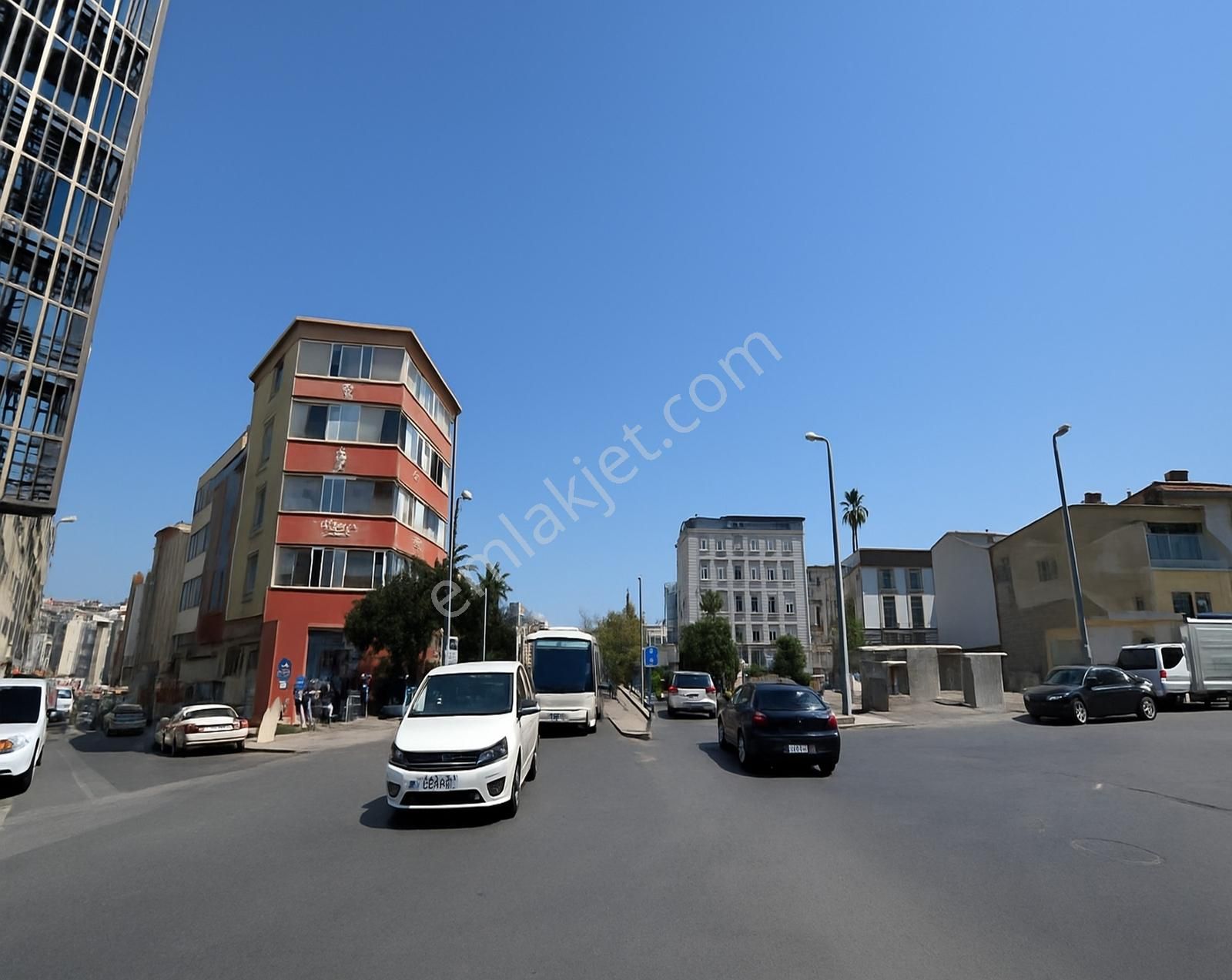 Lıve İnşaattan Tekstil Firmalarına Uygun 2 Katlı Kiralık İşyeri - Görsel 5