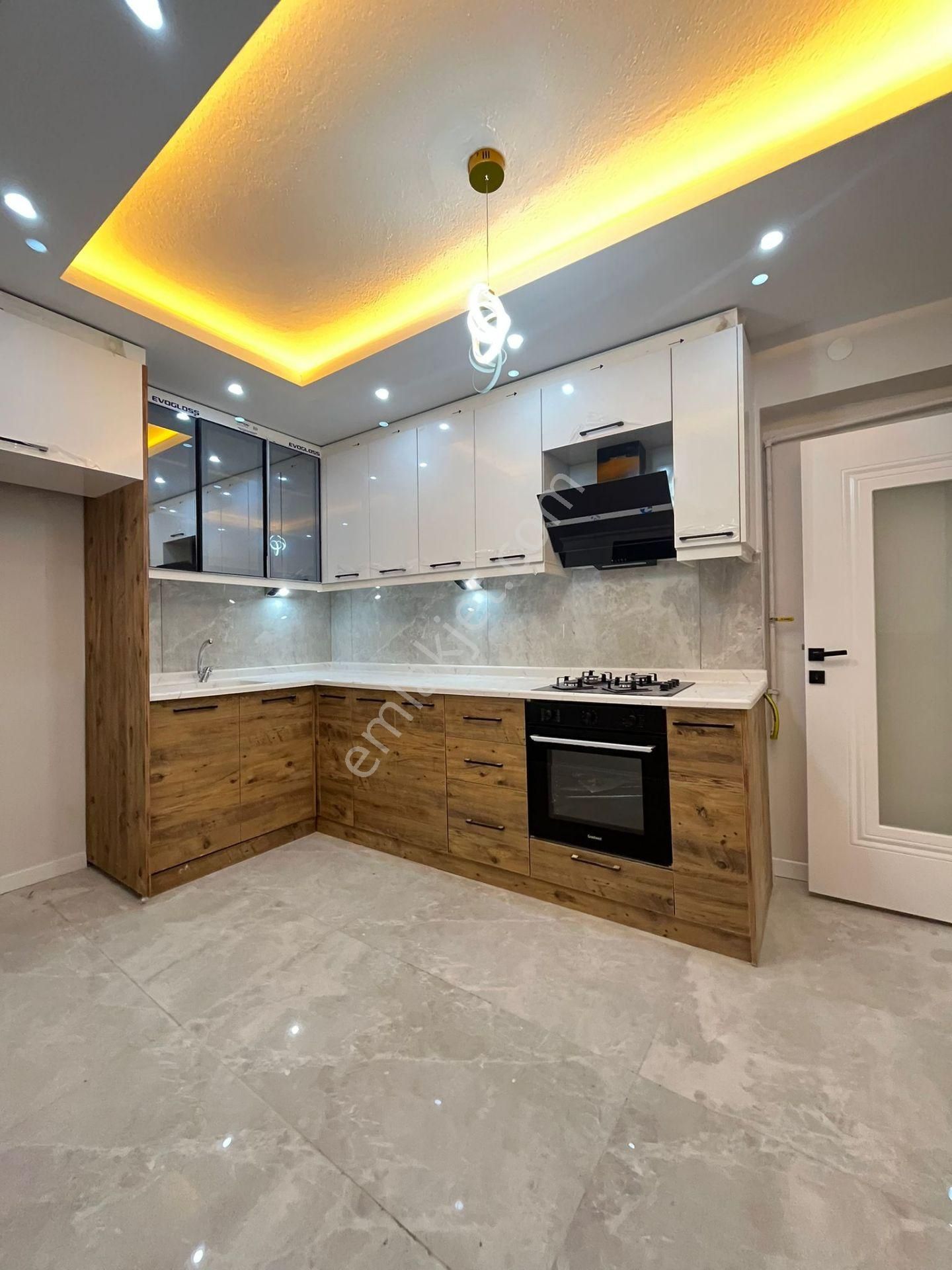 Mç Emlak'tan Plevne Mahallesin'de 3+1 Satılık Daire