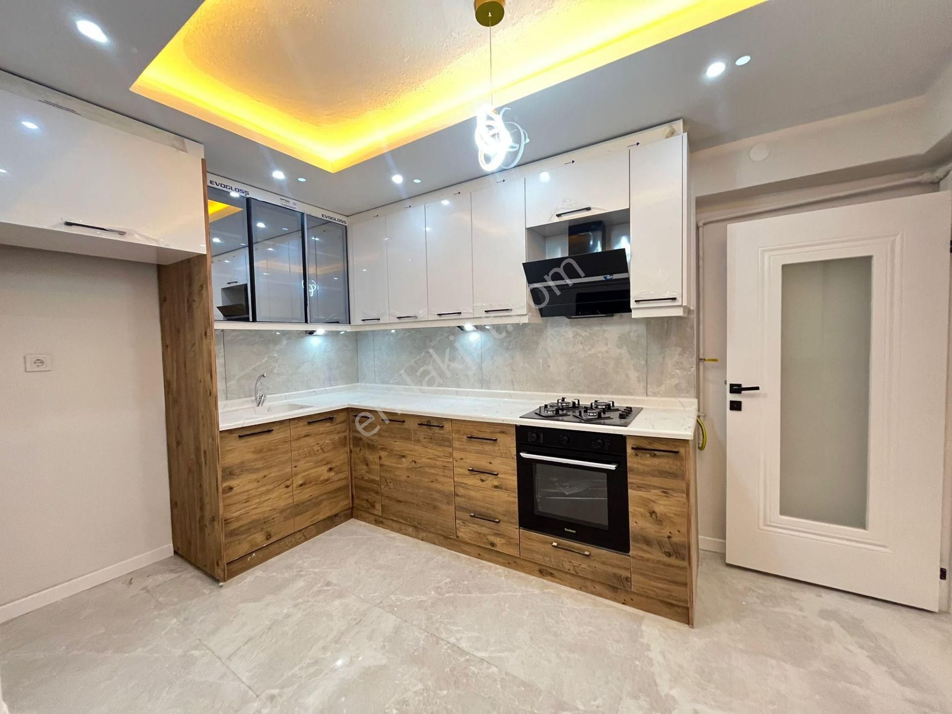 Mç Emlak'tan Plevne Mahallesin'de 3+1 Satılık Daire - Görsel 2