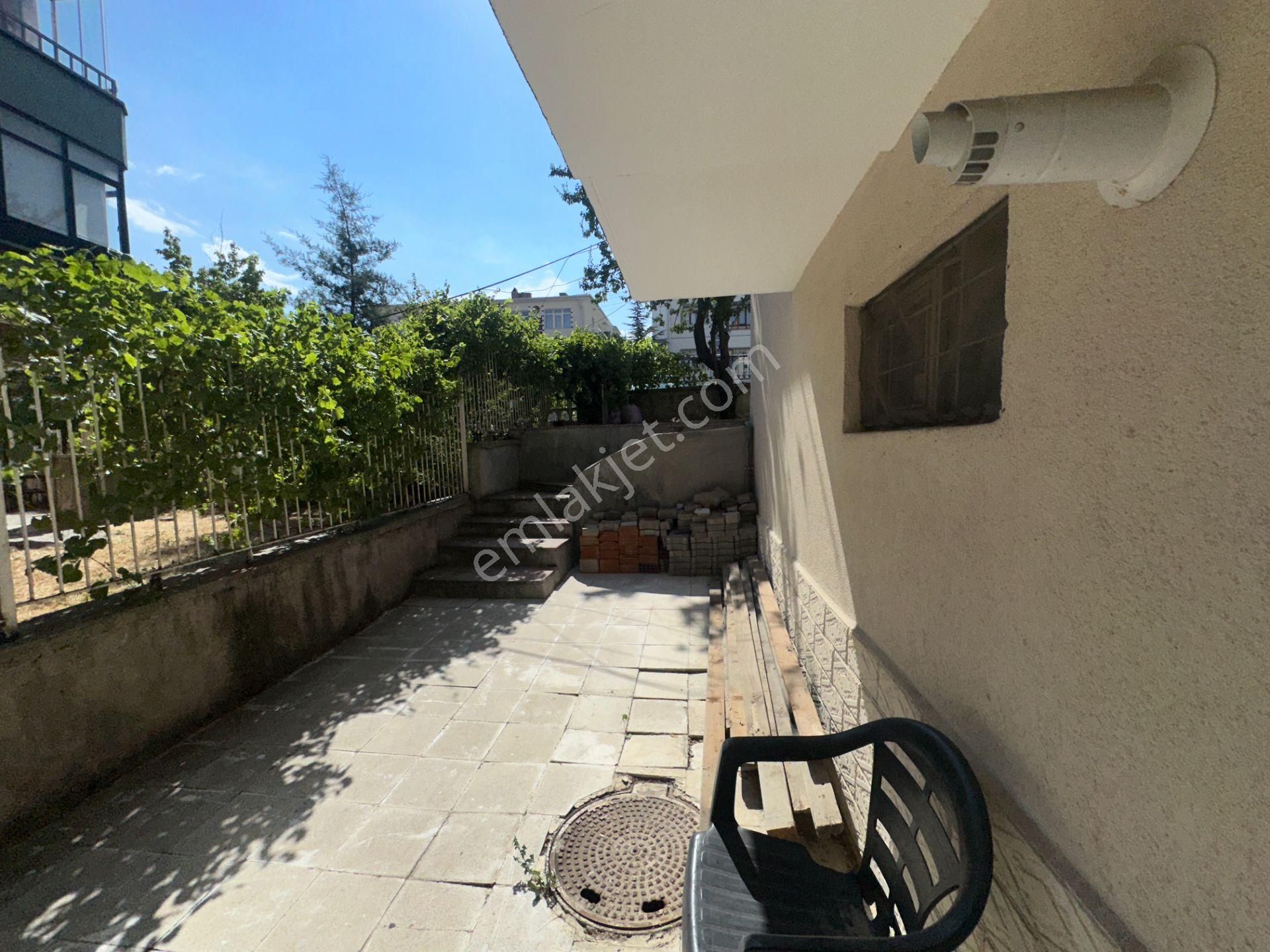 Turyap'tan Fatih Caddesine Cuma Sokak'ta 2 Dk Merkezi Lokasyon 1+1 80 M2 - Görsel 9