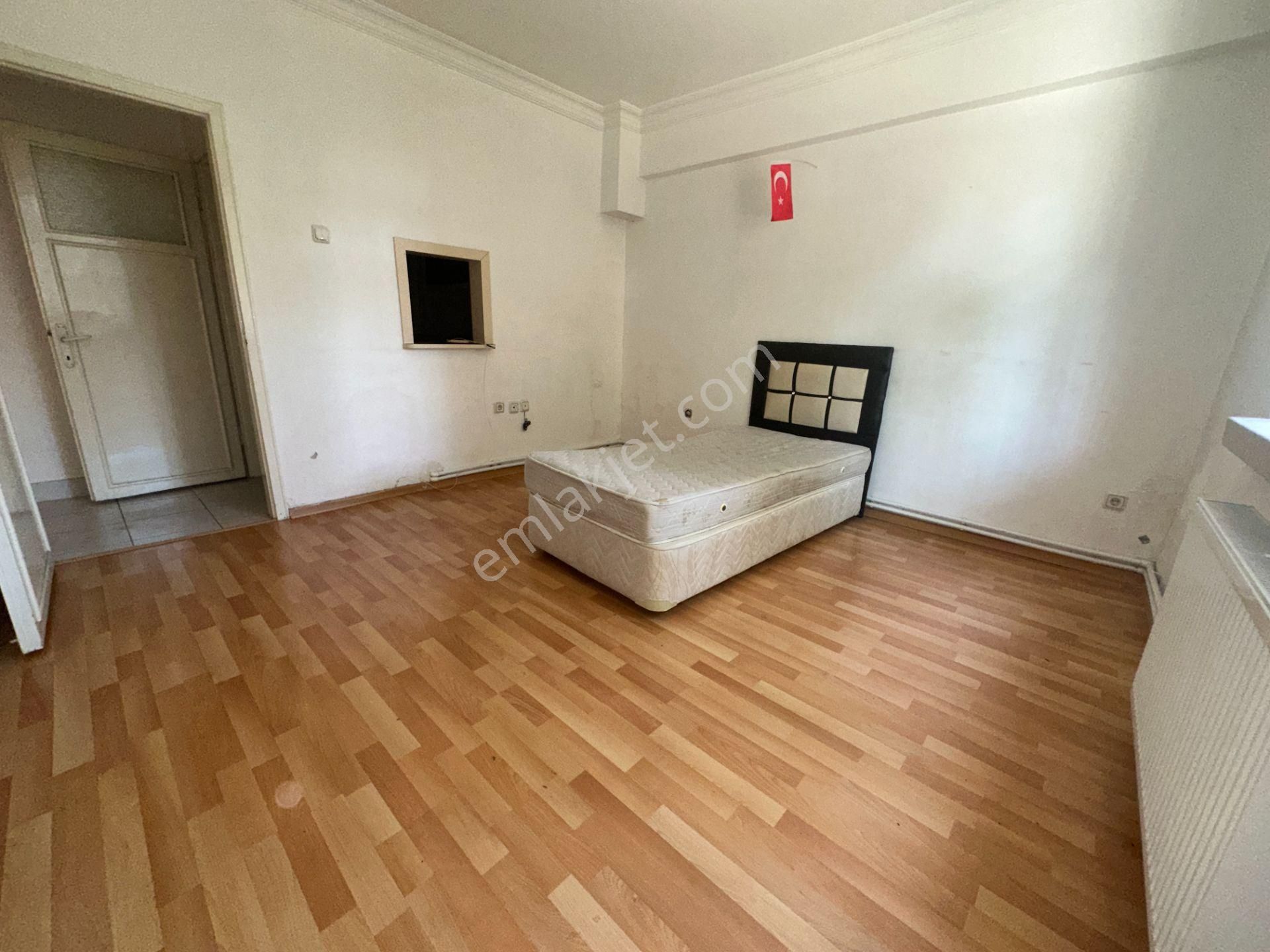 Turyap'tan Fatih Caddesine Cuma Sokak'ta 2 Dk Merkezi Lokasyon 1+1 80 M2 - Görsel 16