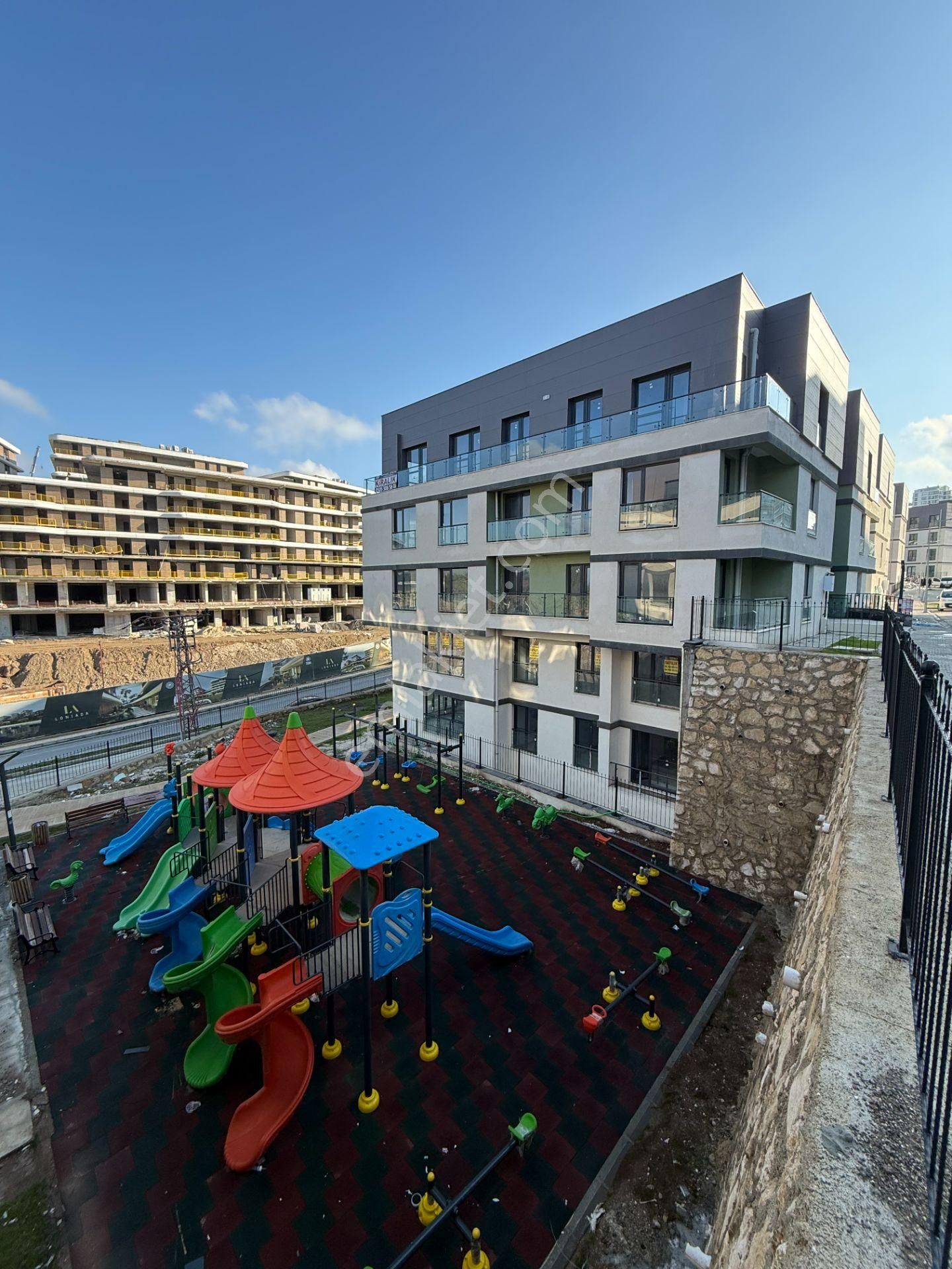 Menderes Güzelyalı Toki'de 3+1 Kap.mutfak Satılık Daire - Görsel 3