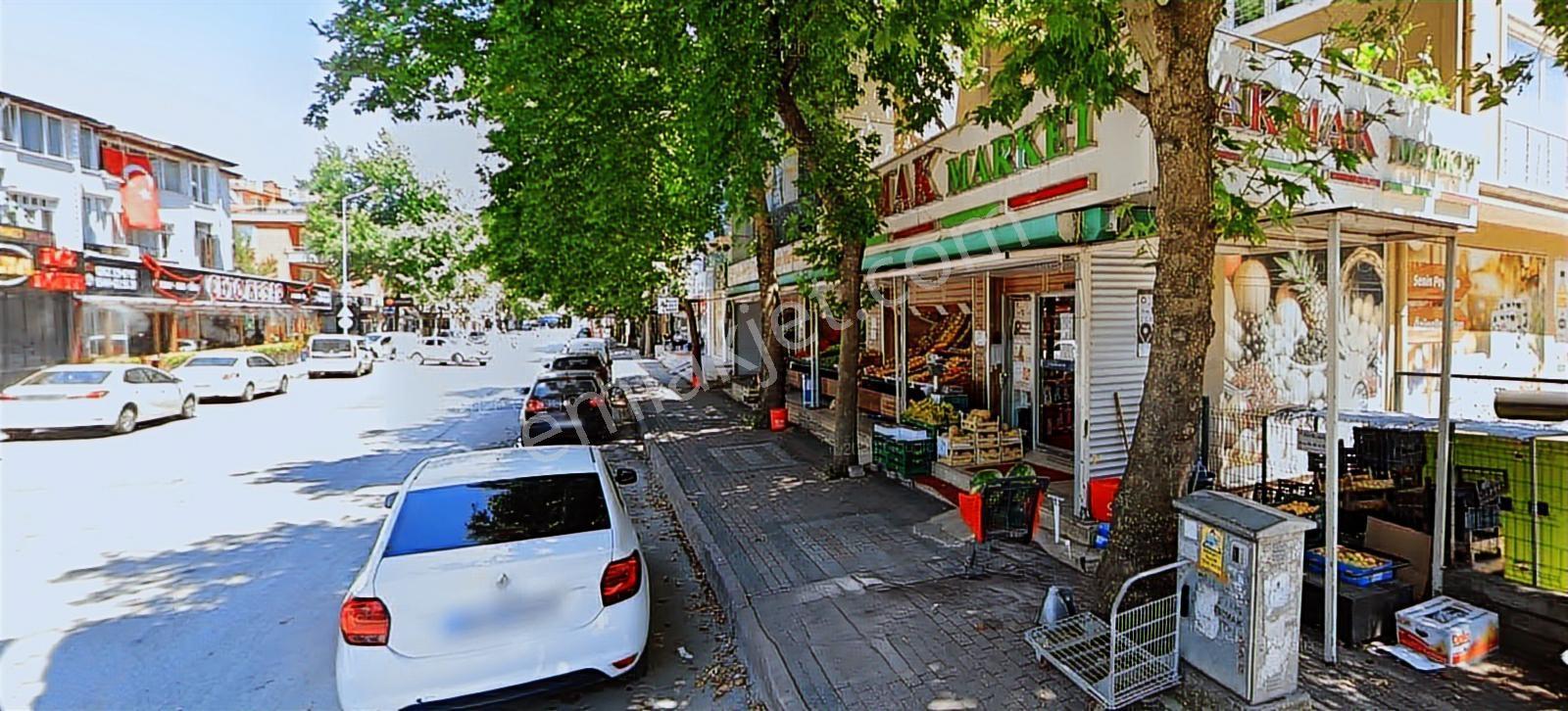 Seymen Caddesinde Satılık Üç Dükkan - Görsel 18