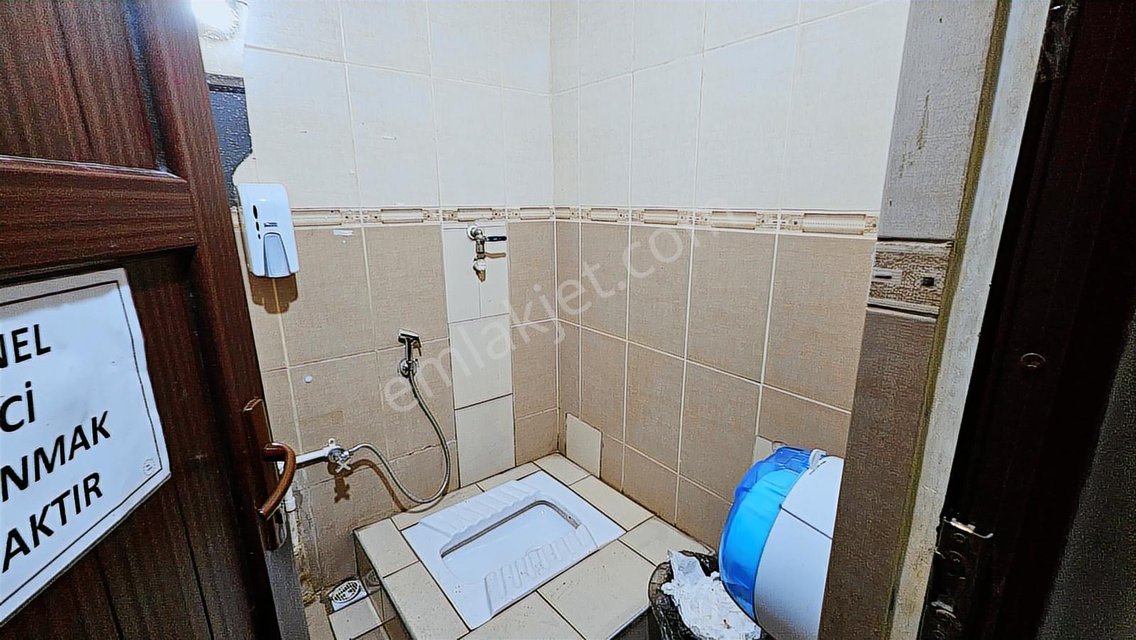 Seymen Caddesinde Satılık Üç Dükkan - Görsel 16