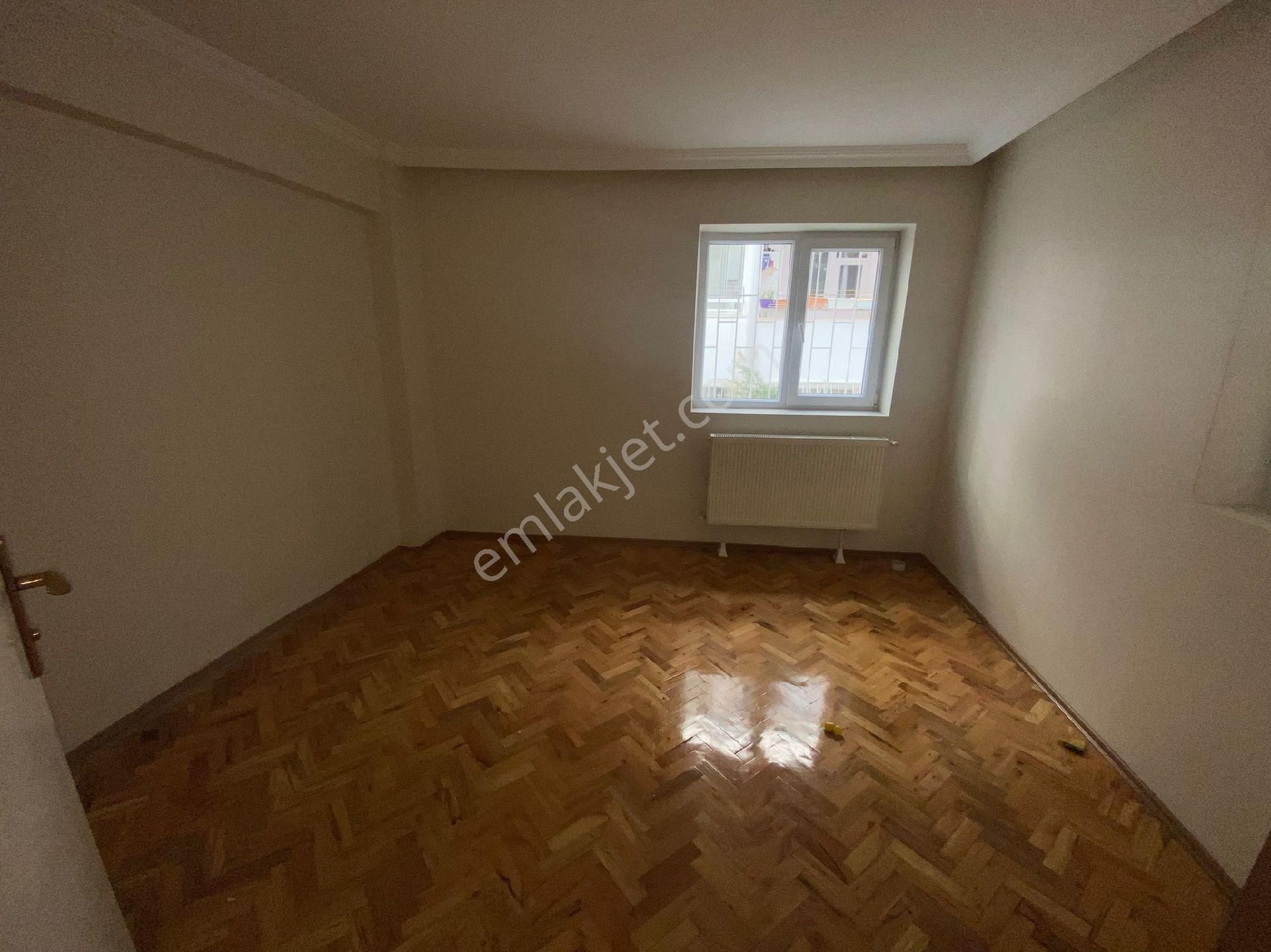 Atanora Vadiden Cadde Üzeri Balkonlu 3 Cepheli Geniş Metraj Boş 3+1 - Görsel 2